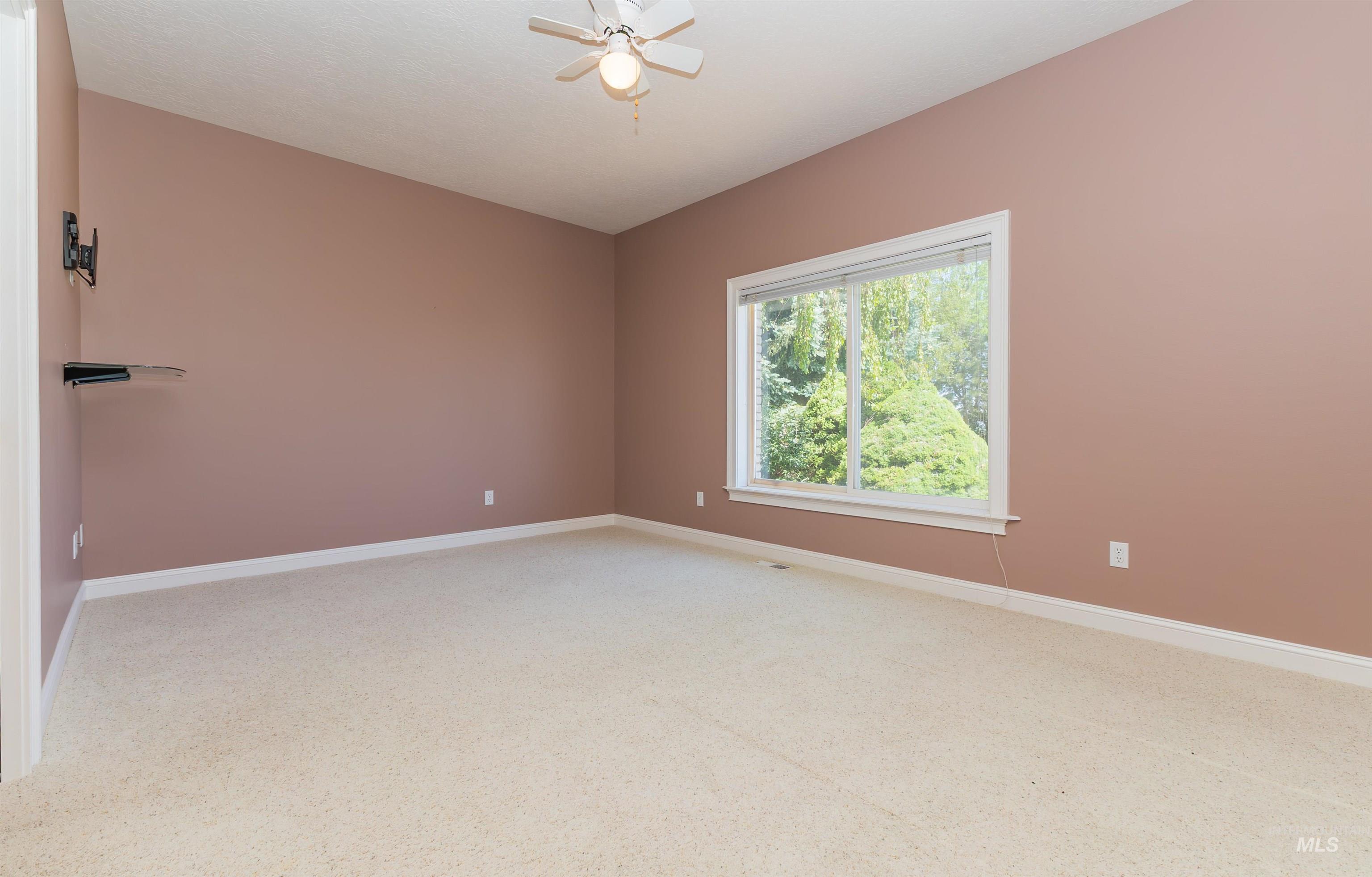 8864 Rim Rd Property Photo 38