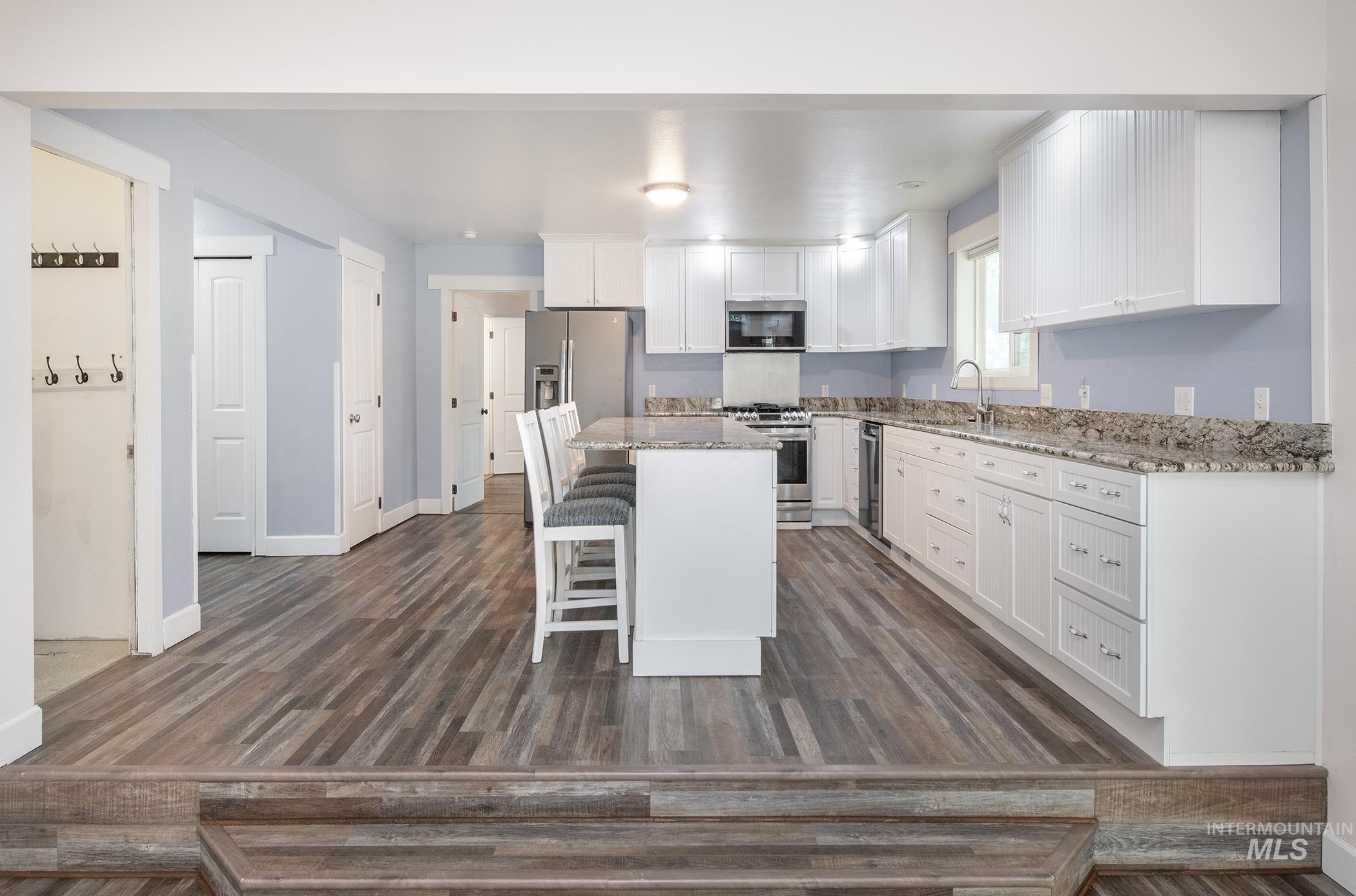252 Se Boulevard Property Photo 6