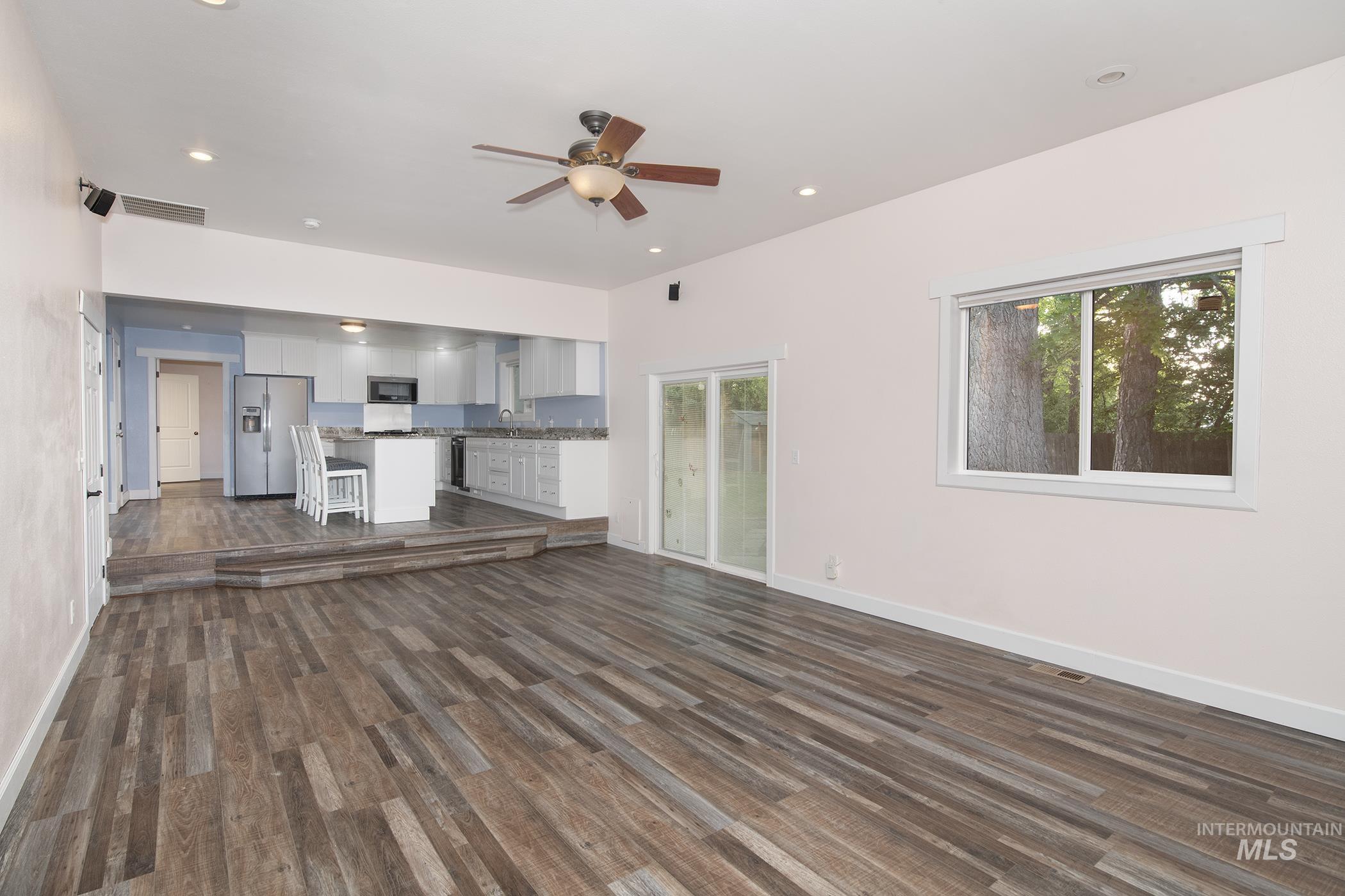 252 Se Boulevard Property Photo 10