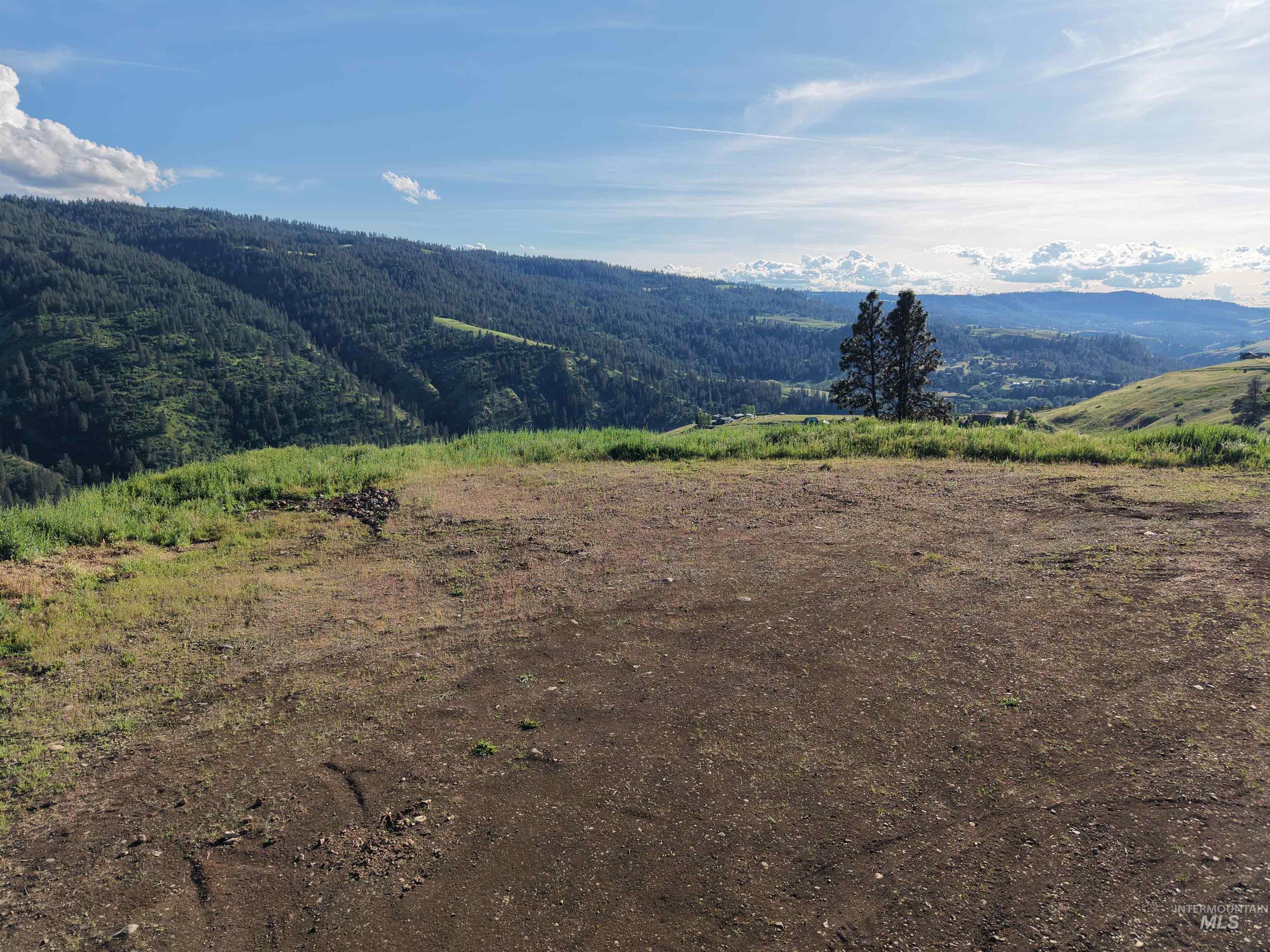 Tbd Lot 5 Quiet Hills Ln Property Photo 9