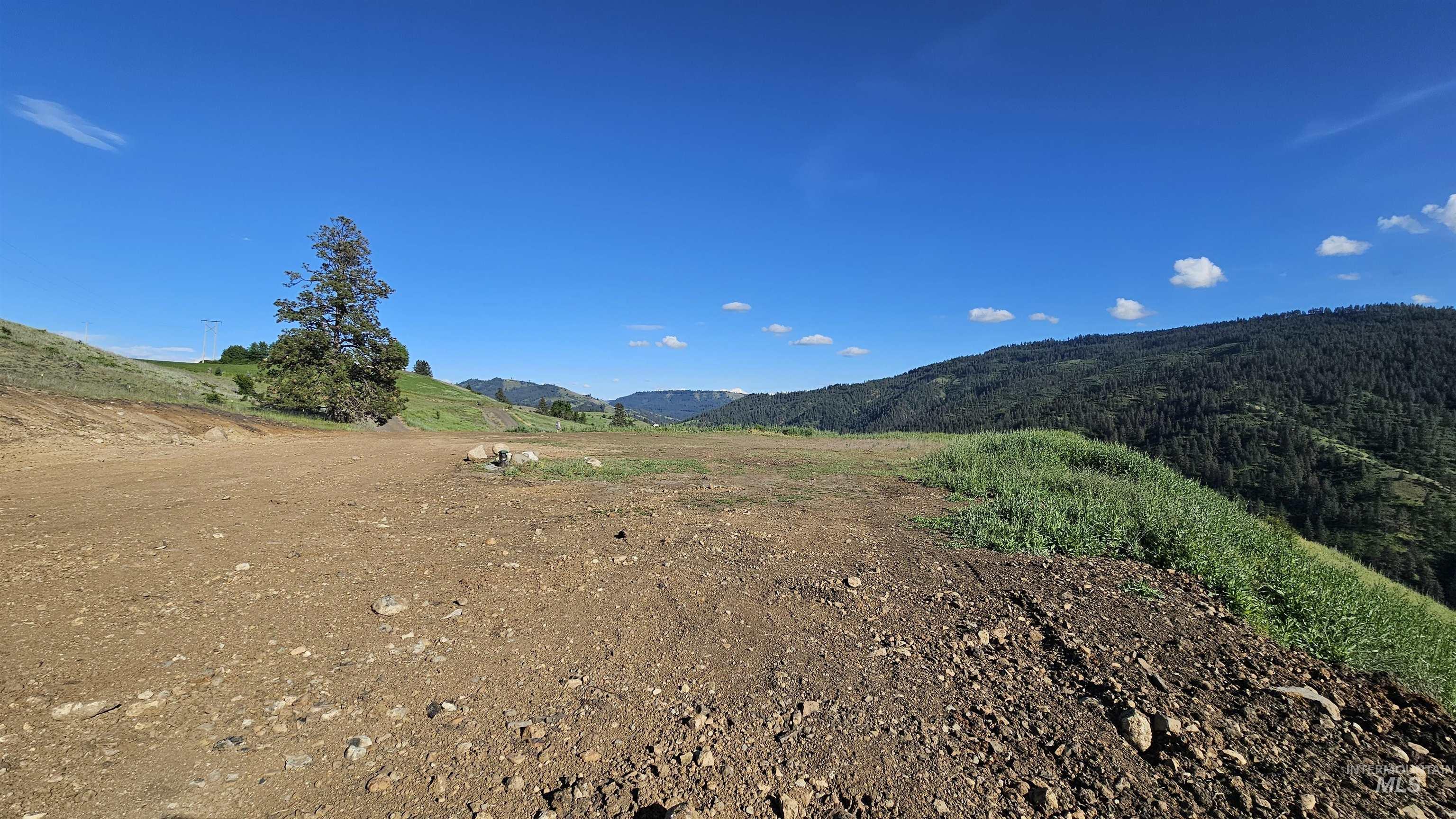 Tbd Lot 5 Quiet Hills Ln Property Photo 11
