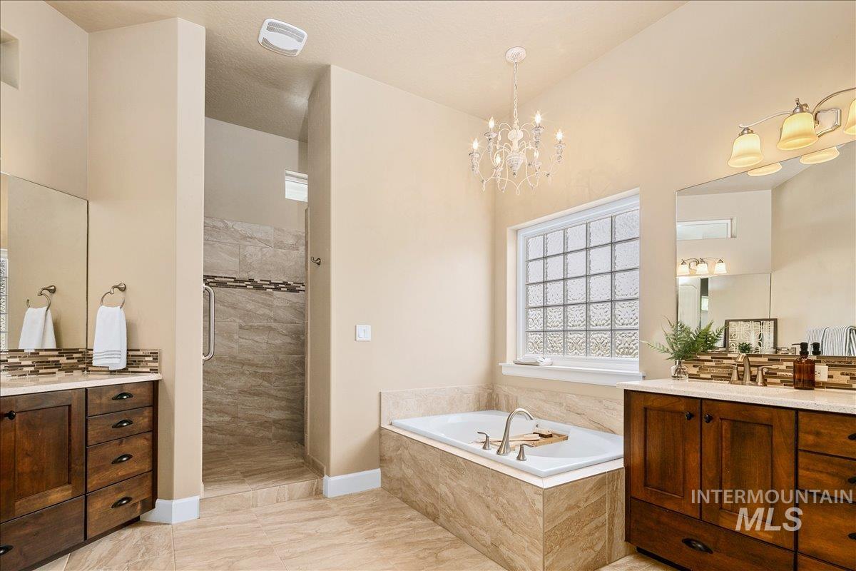 5030 W Parkridge Drive Property Photo 11