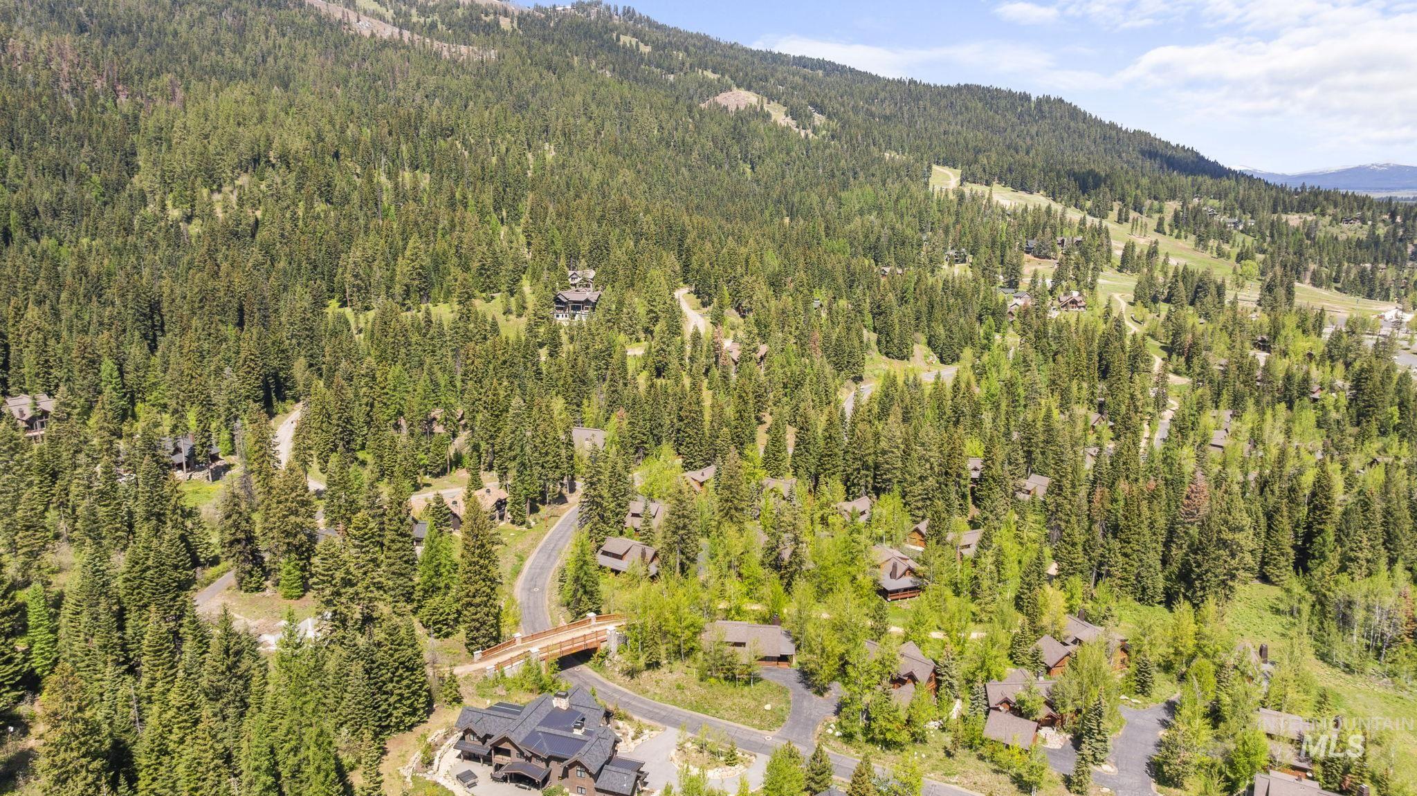 340 Discovery Property Photo 41