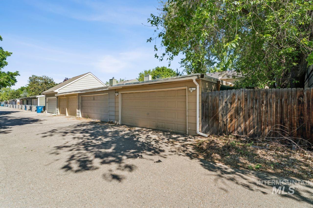1887 E Boise Ave Property Photo 24