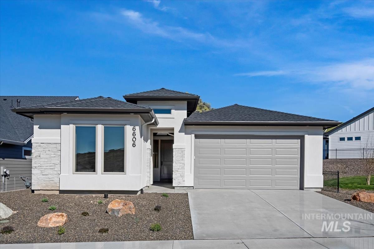 6557 S Charlie Pl. Property Photo 1