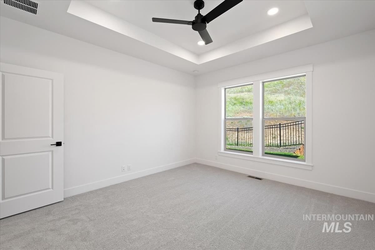 6557 S Charlie Pl. Property Photo 20
