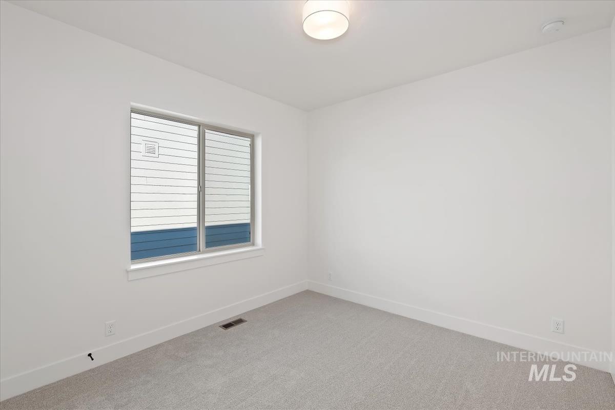 6557 S Charlie Pl. Property Photo 31