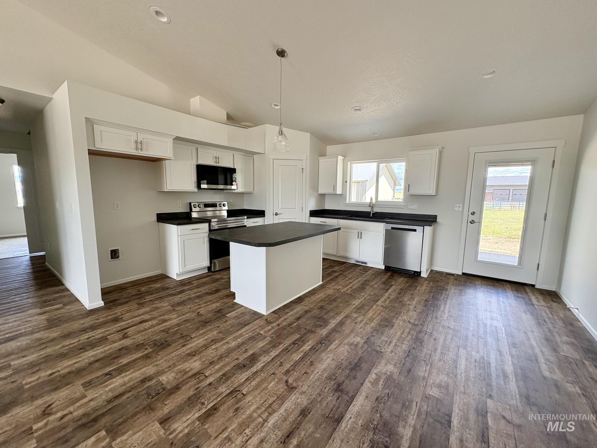 1803 Clark Fork Lane Property Photo 3