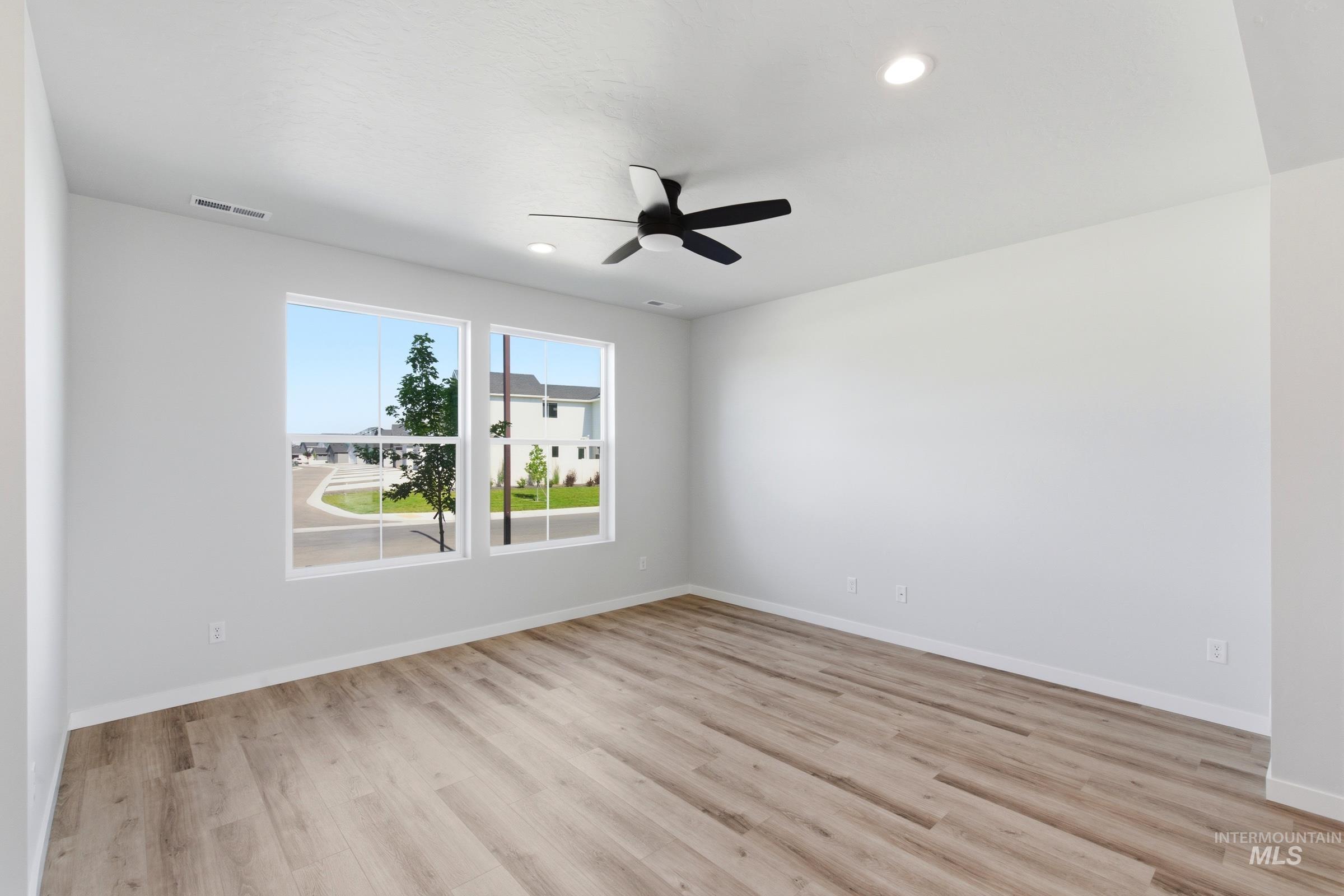 4254 N Camp Creek Ave Property Photo 13