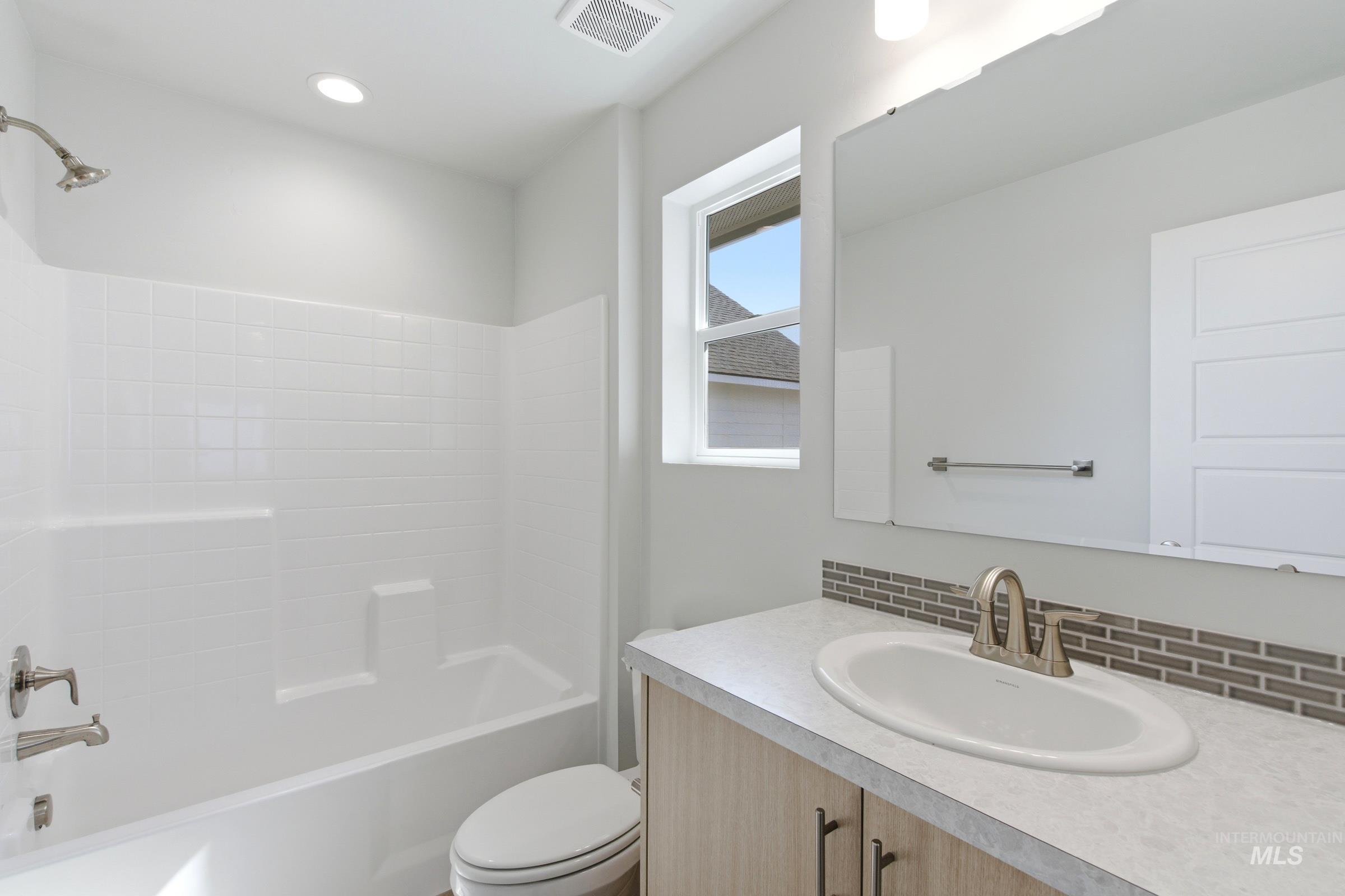 4254 N Camp Creek Ave Property Photo 22