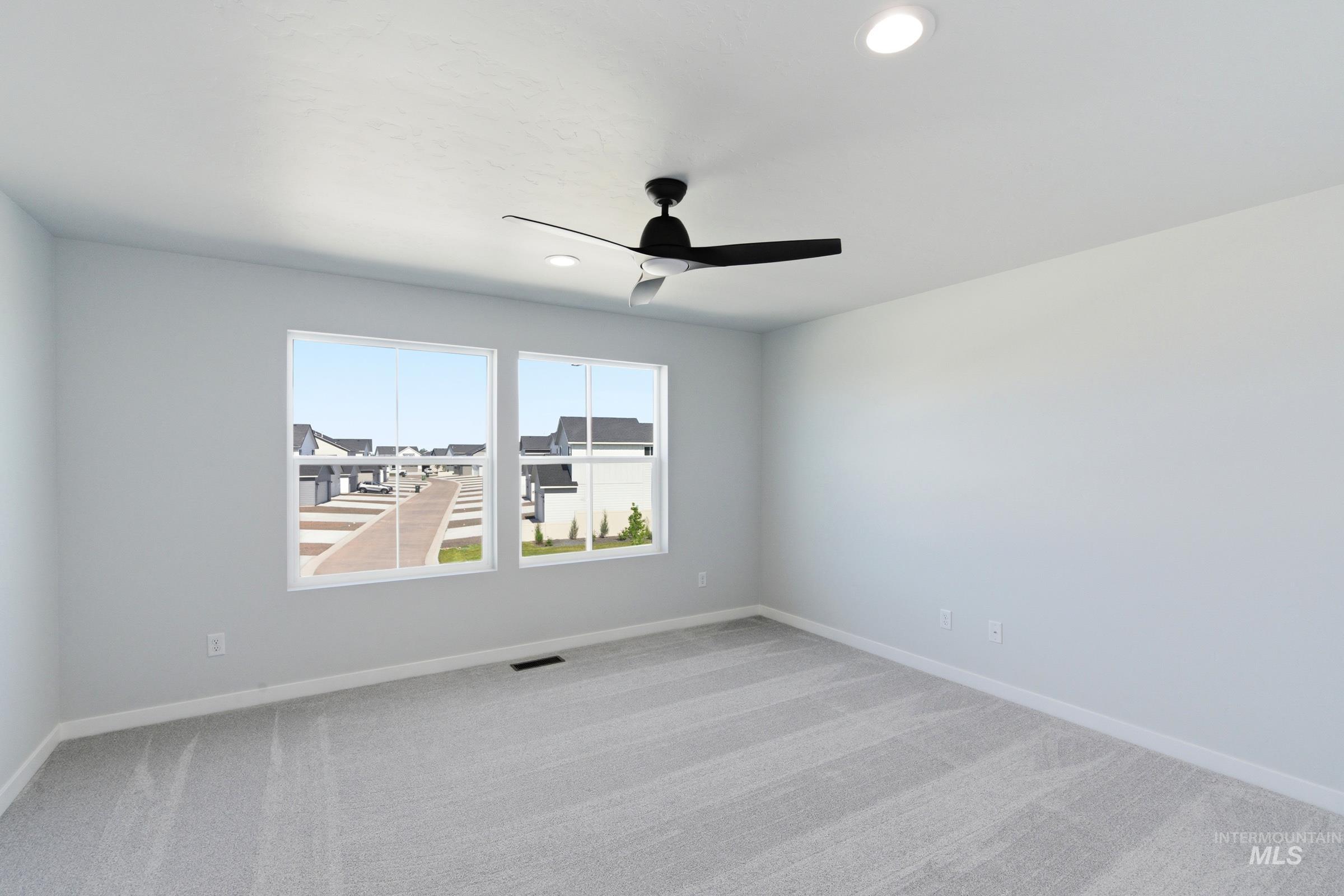 4254 N Camp Creek Ave Property Photo 27