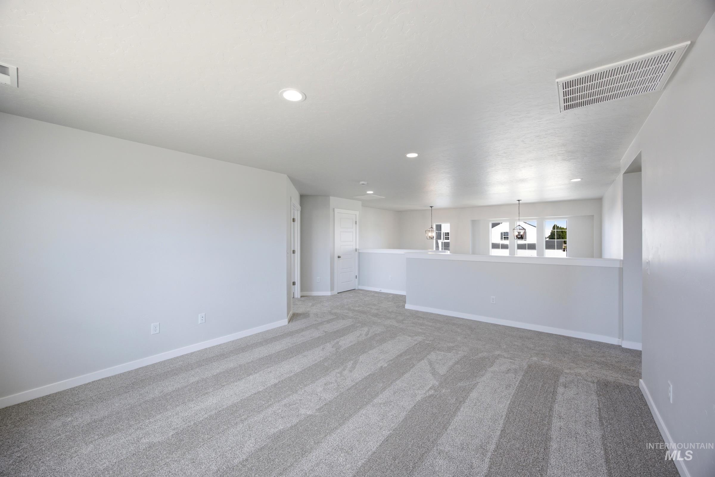 2473 W Kincaid St Property Photo 21