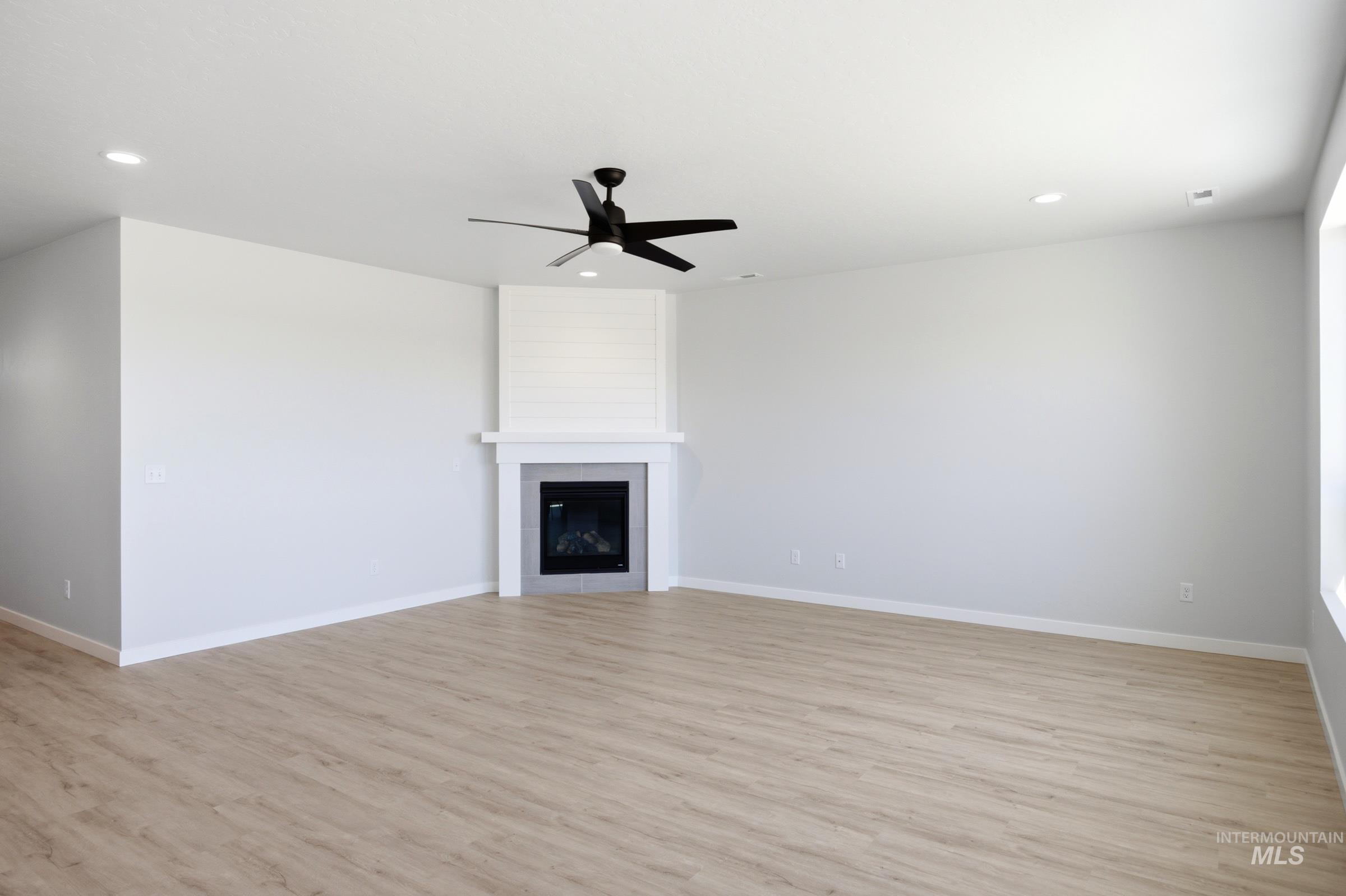 13633 Redway Ct Property Photo 7