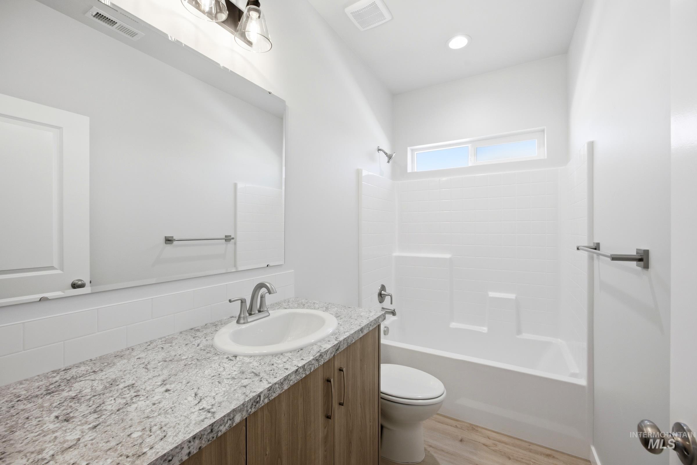13633 Redway Ct Property Photo 27