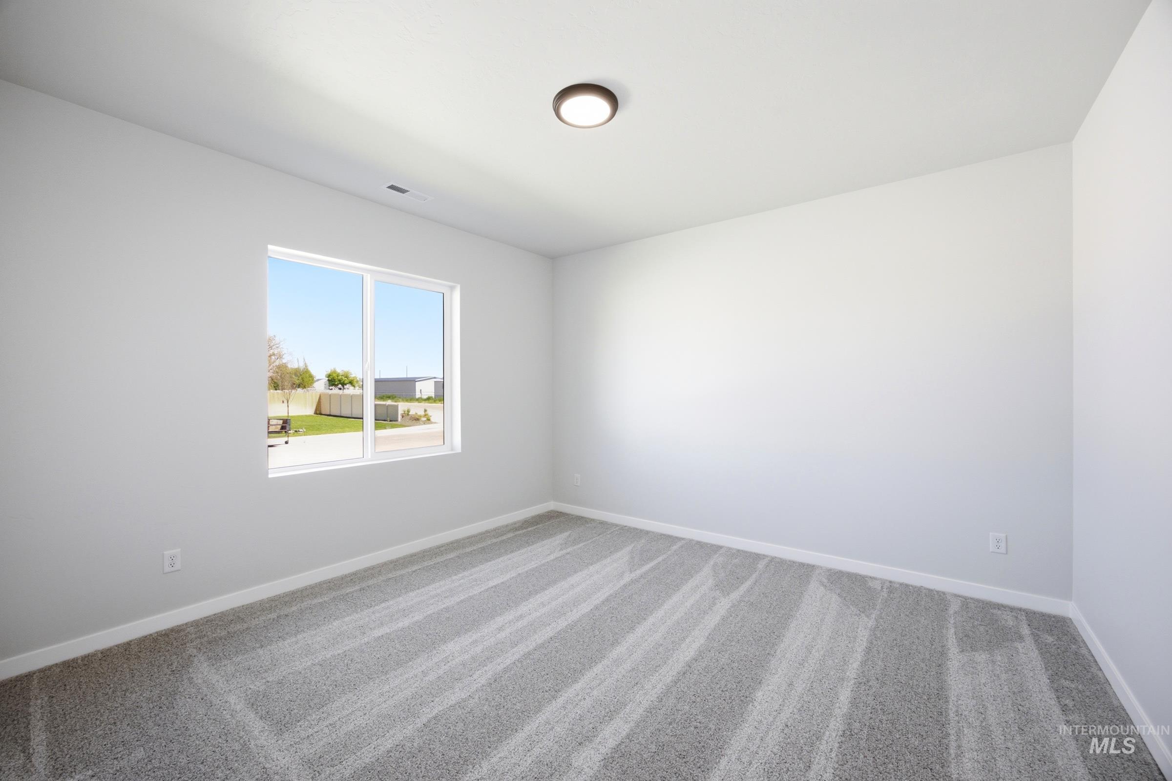 13633 Redway Ct Property Photo 28
