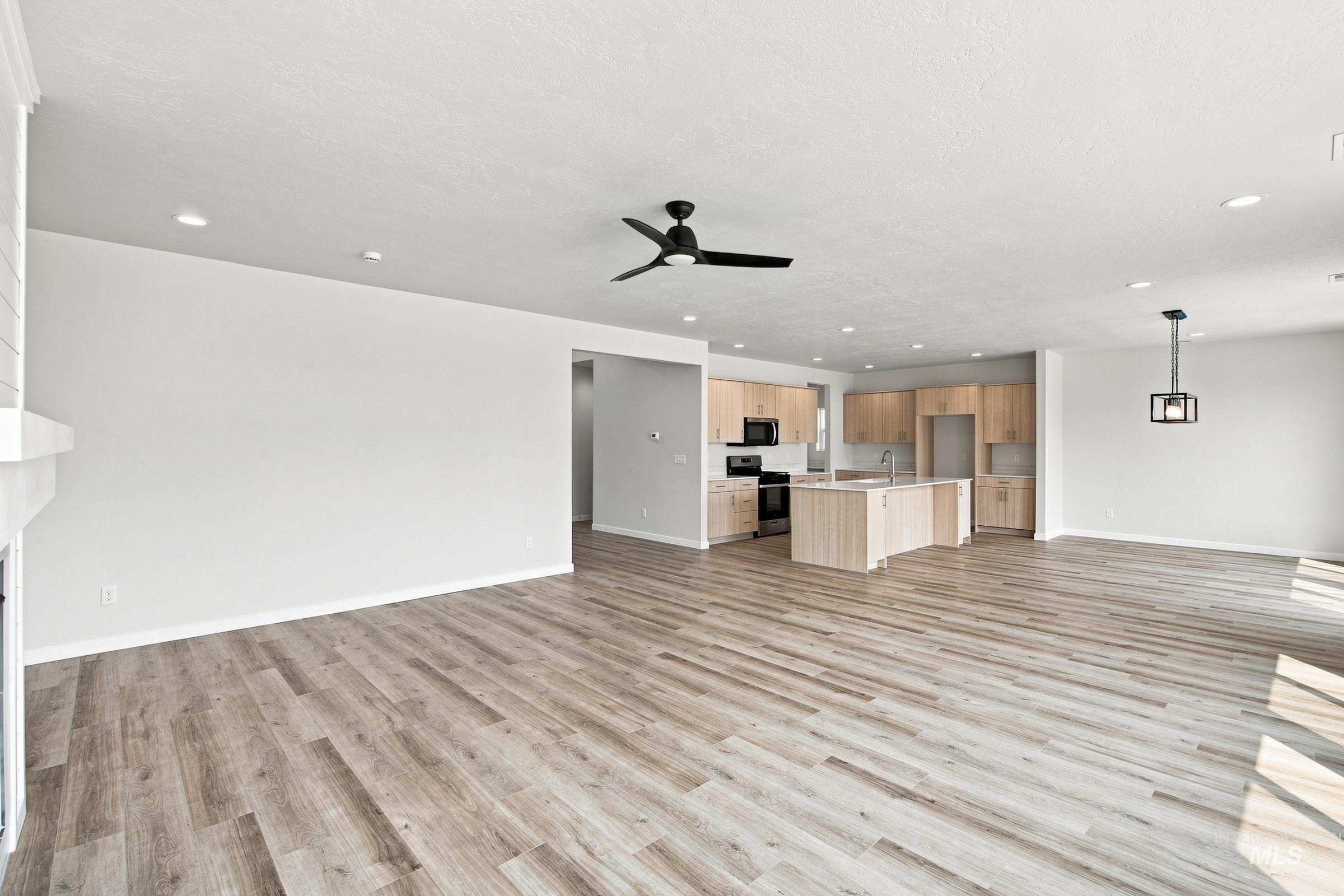 5316 S Danforth Ave Property Photo 16