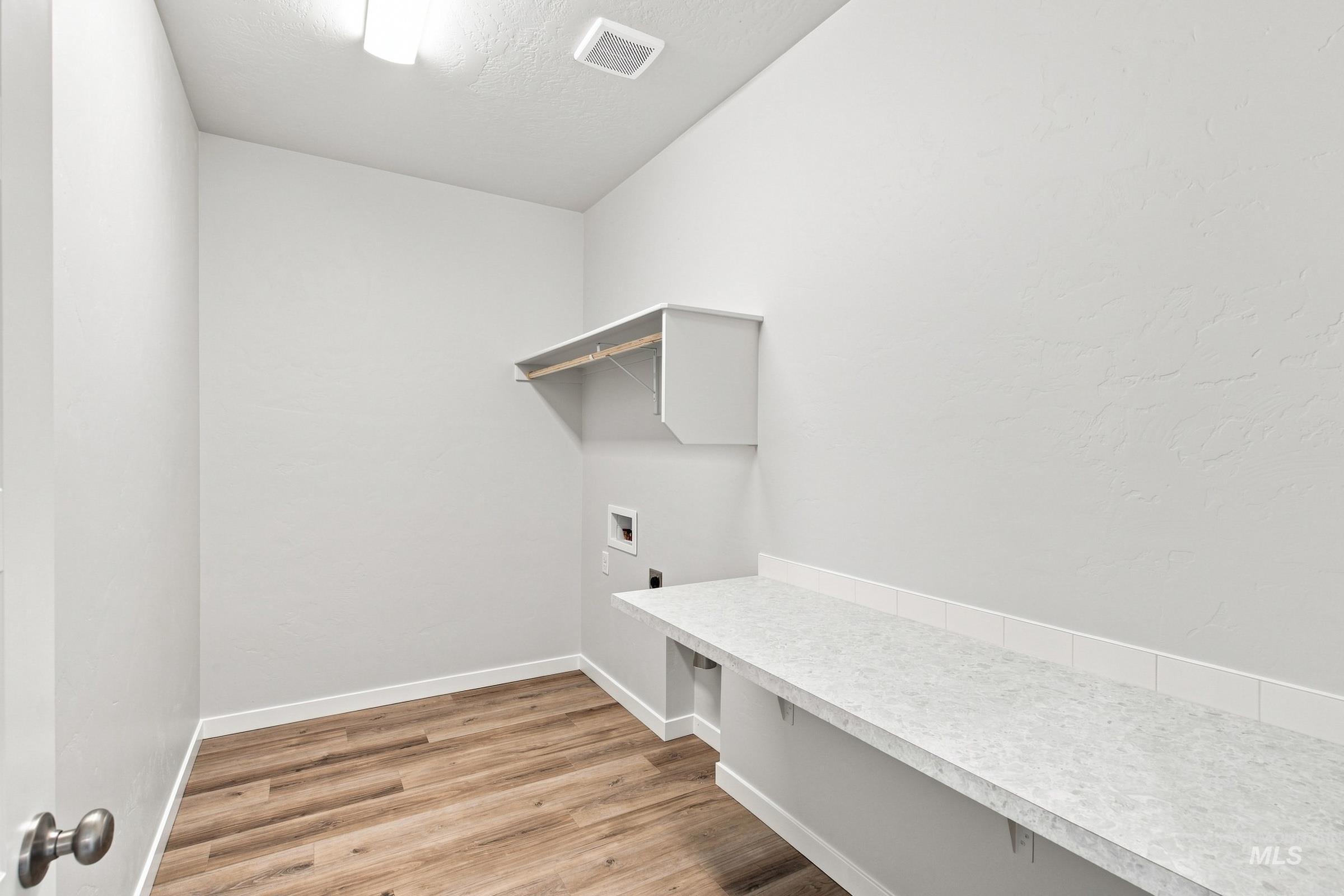 5316 S Danforth Ave Property Photo 25