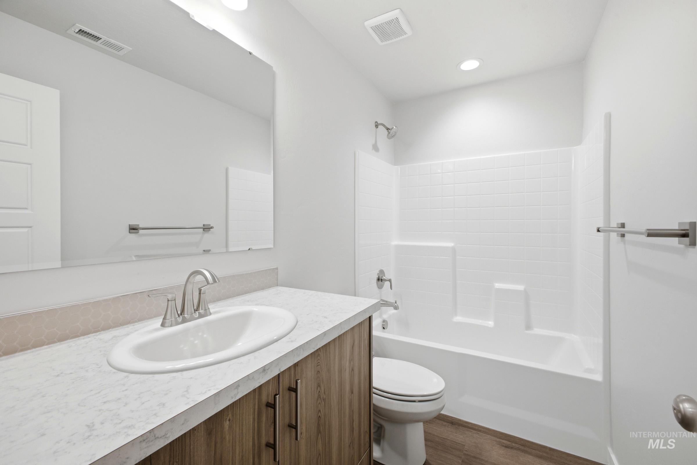 12777 Ropers St Property Photo 16