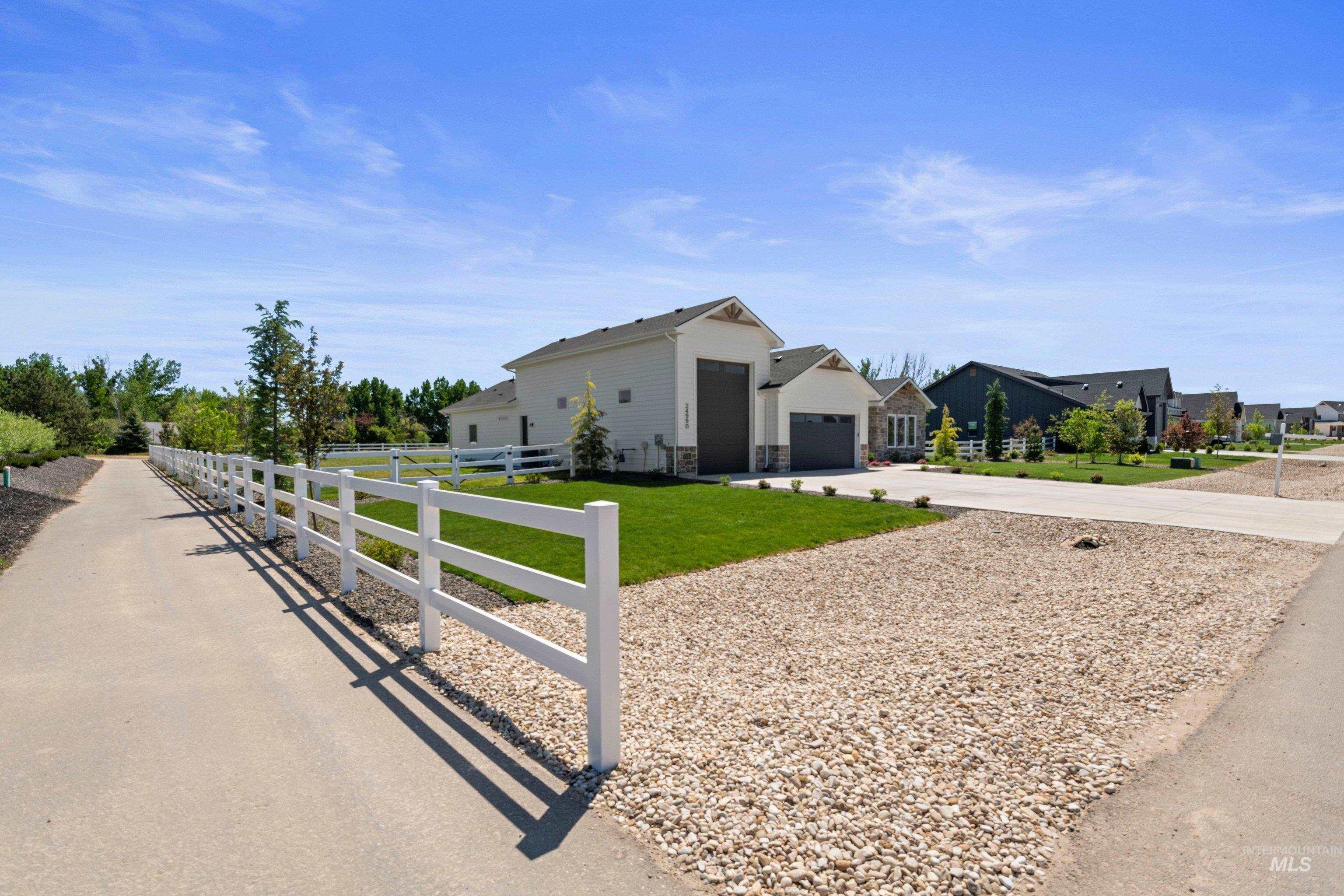 24990 Belgian Way Property Photo 3
