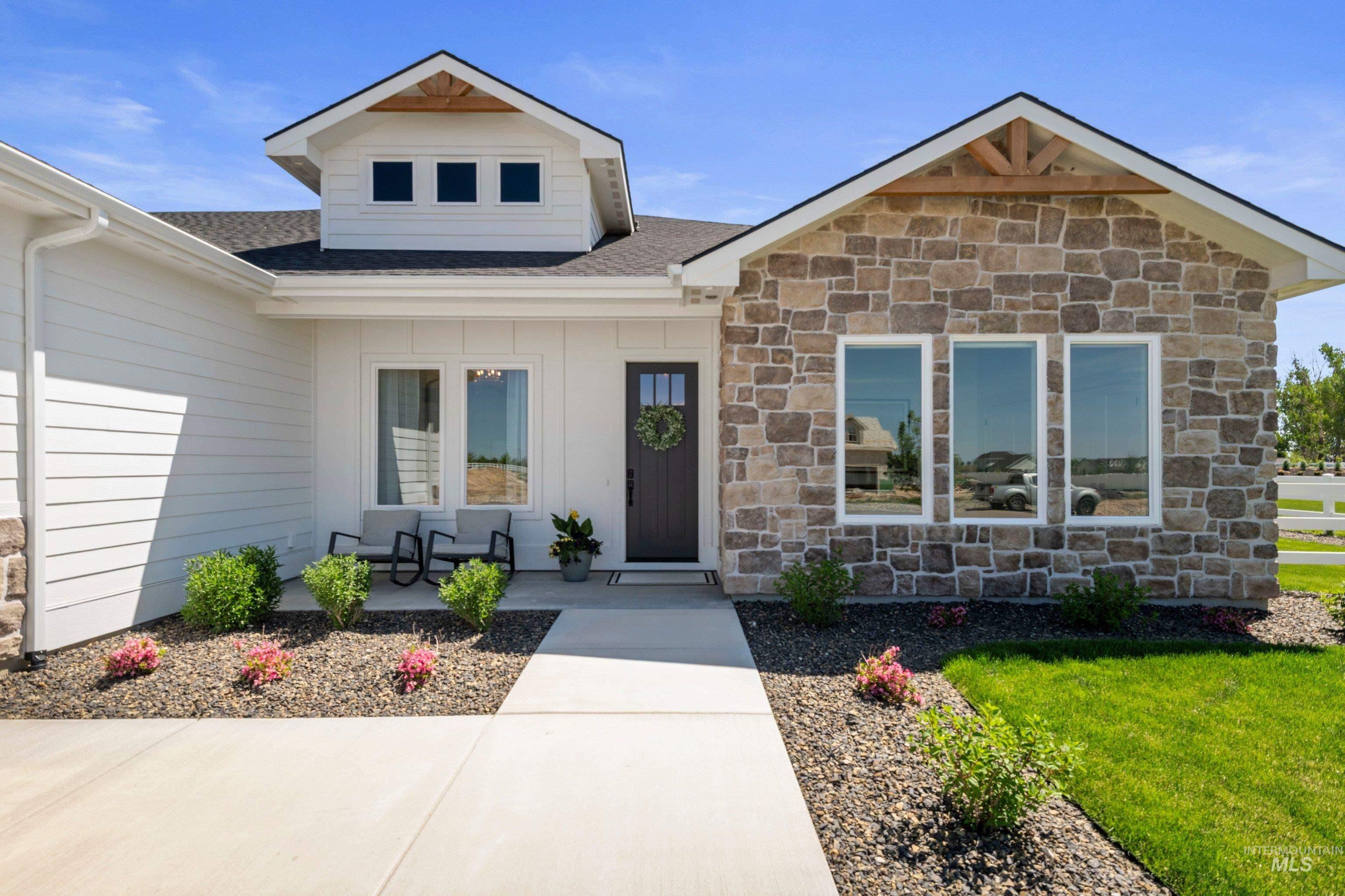 24990 Belgian Way Property Photo 8