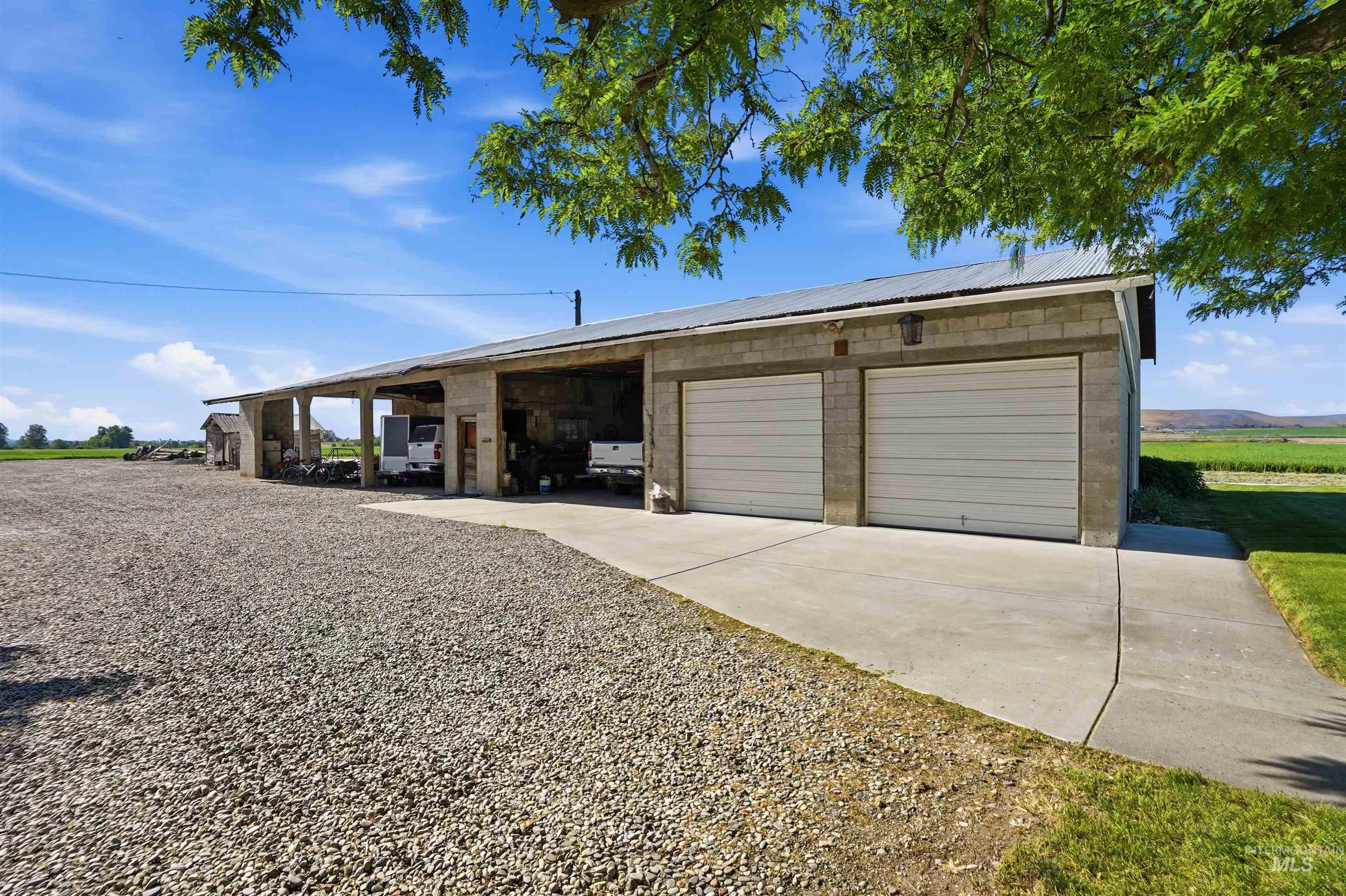 8600 Hillview Rd Property Photo 11