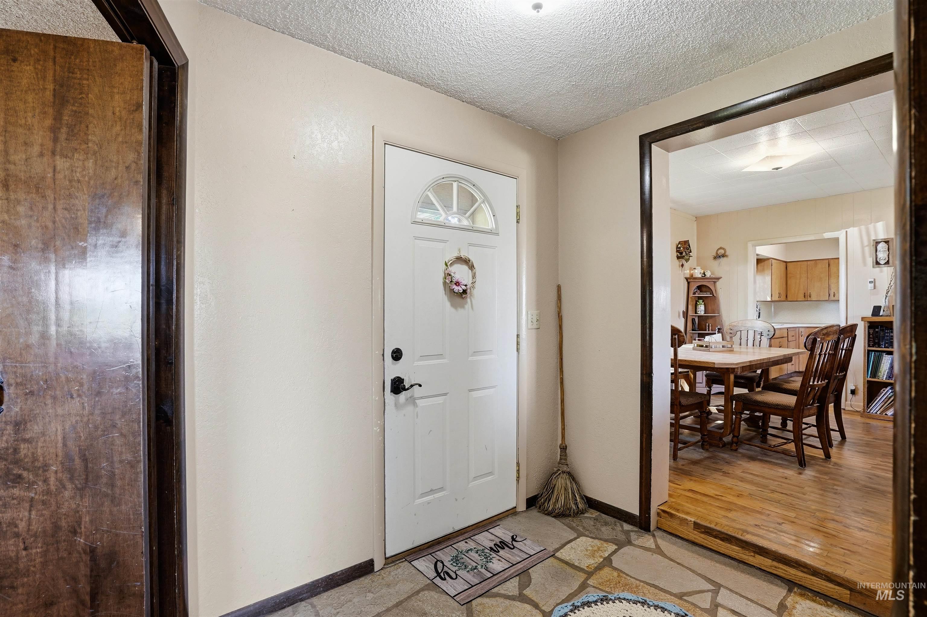 8600 Hillview Rd Property Photo 31