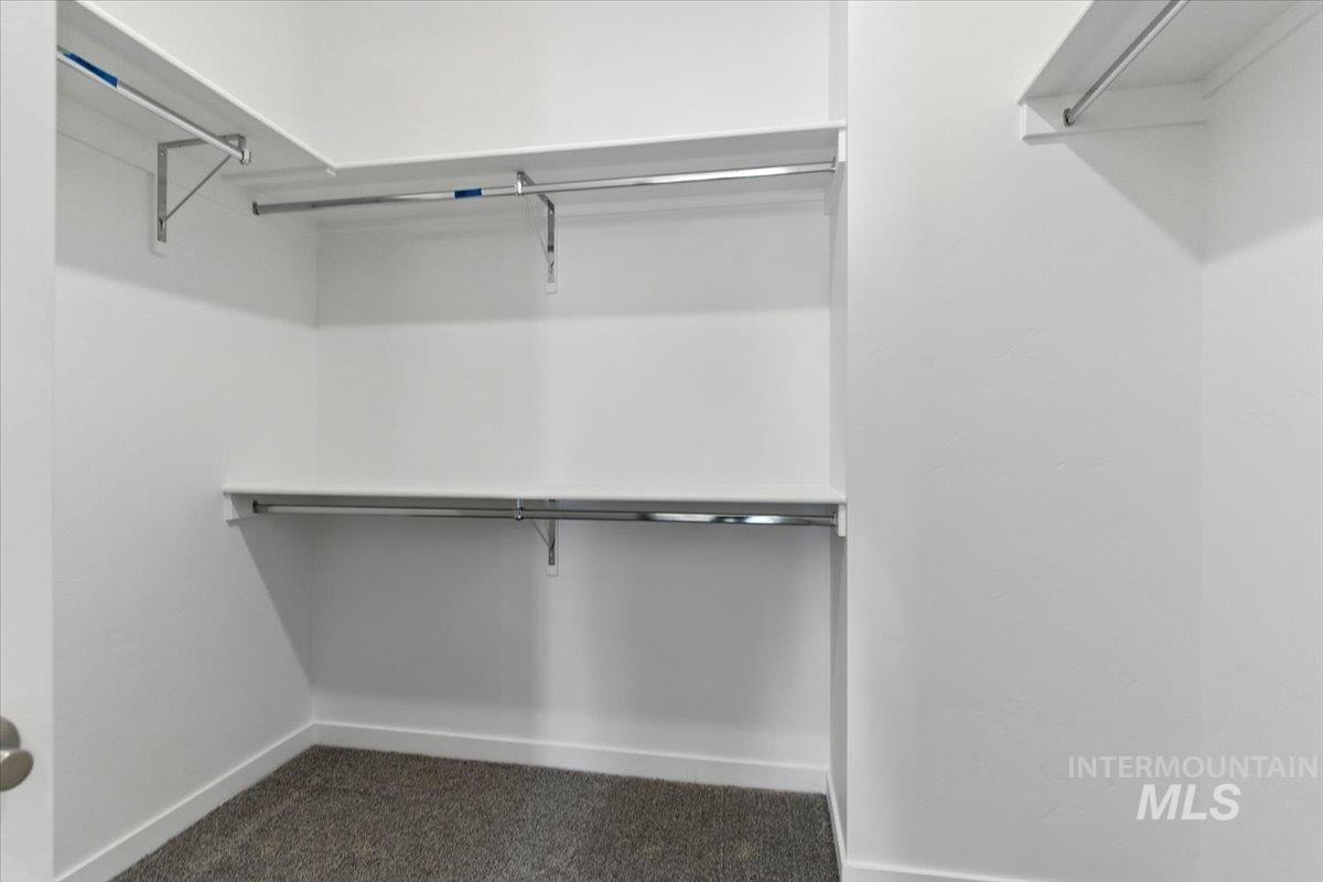 3751 S Anise Ave Property Photo 21
