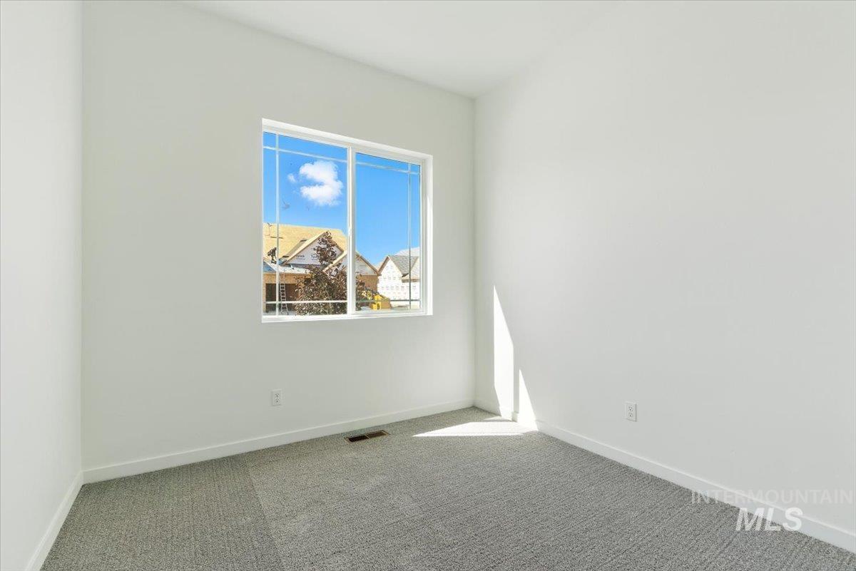 3751 S Anise Ave Property Photo 22