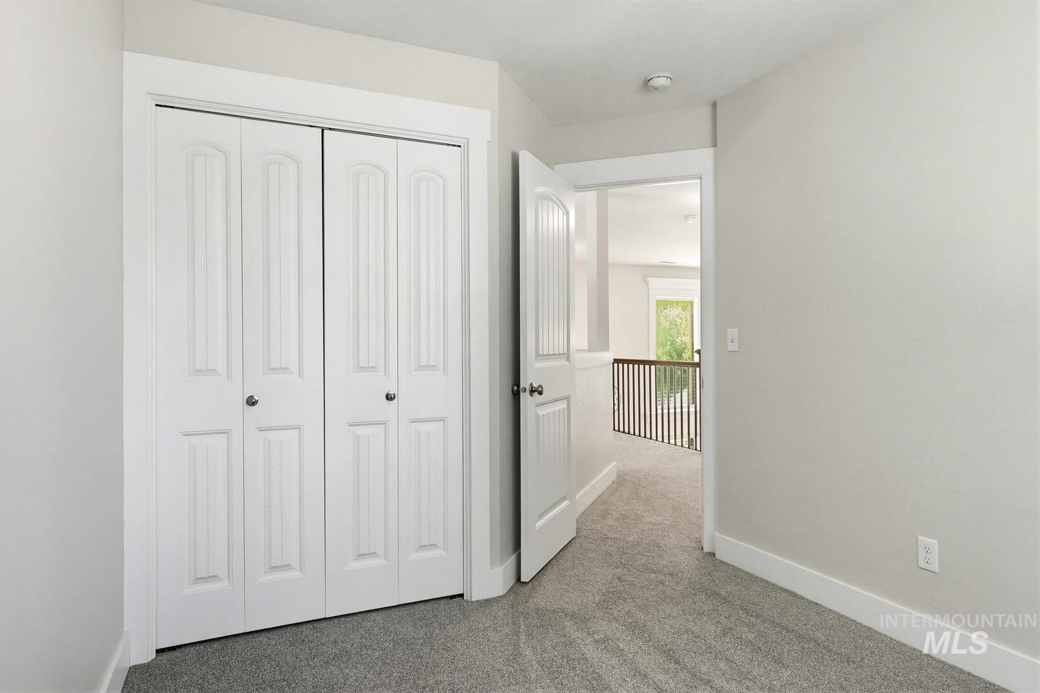 2670 S Gatewood Ln Property Photo 27