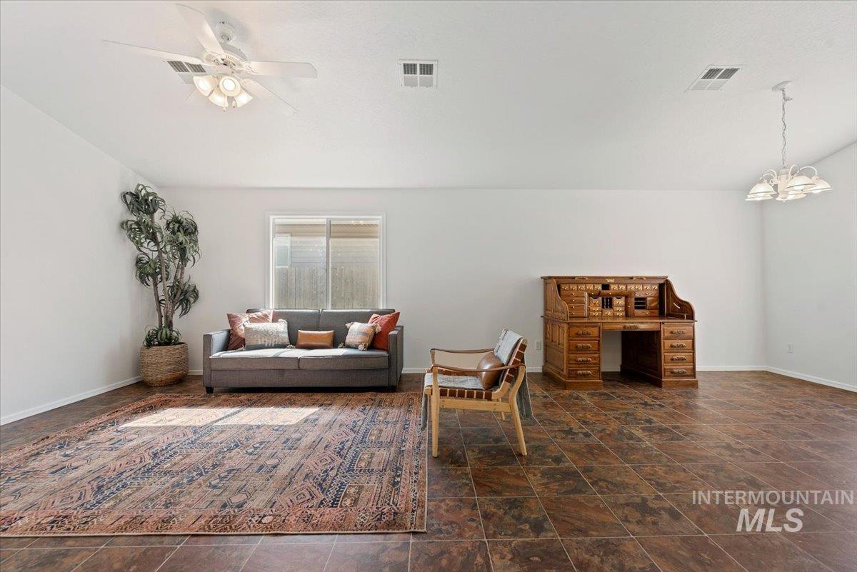 10773 Gossamer St Property Photo 6