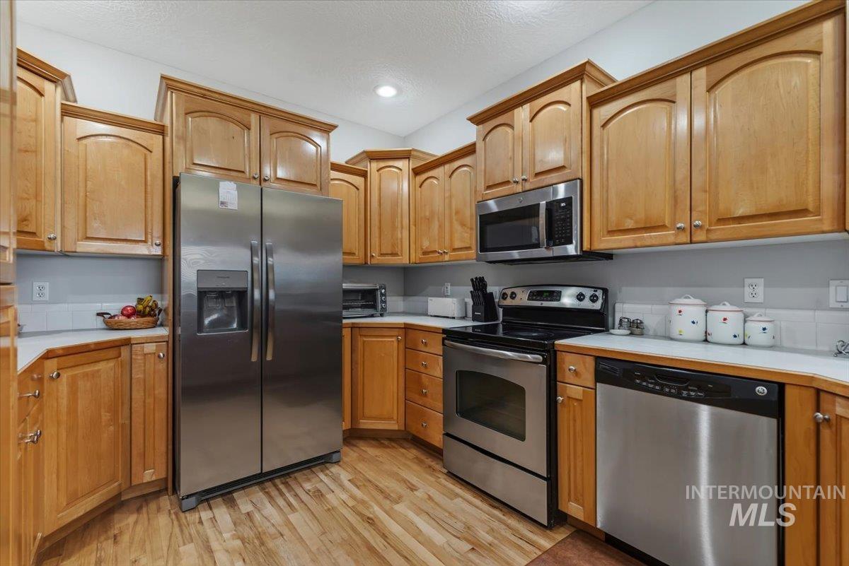 1807 S Linder Rd Property Photo 12