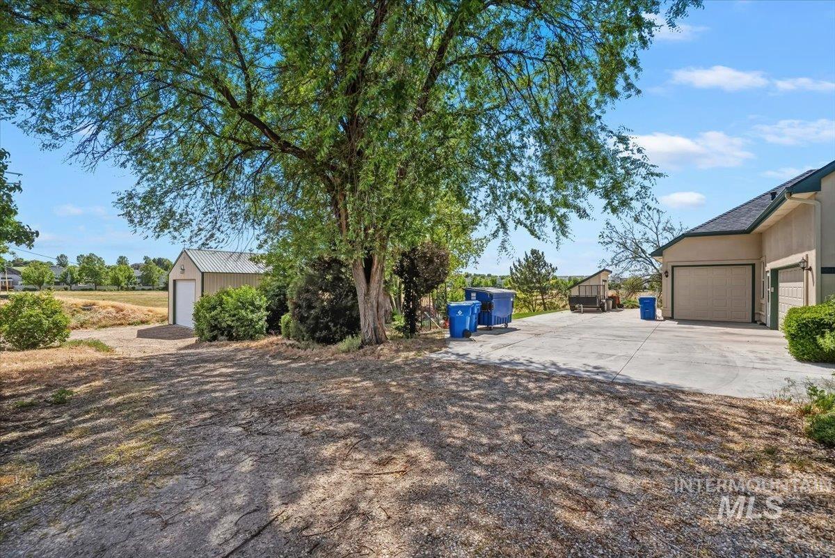 1807 S Linder Rd Property Photo 33