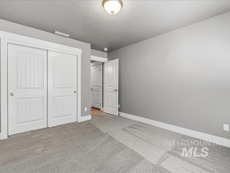 5821 W Quintale Property Photo 21