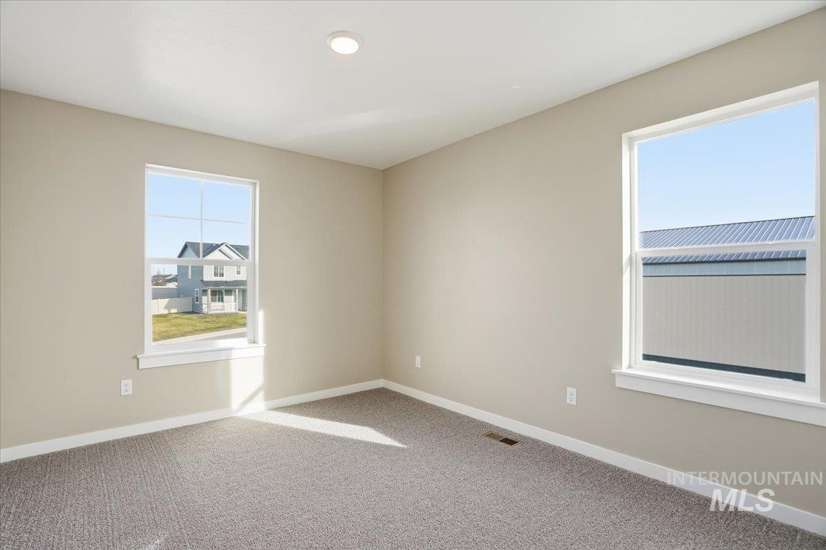 3807 S Anise Ave Property Photo 21