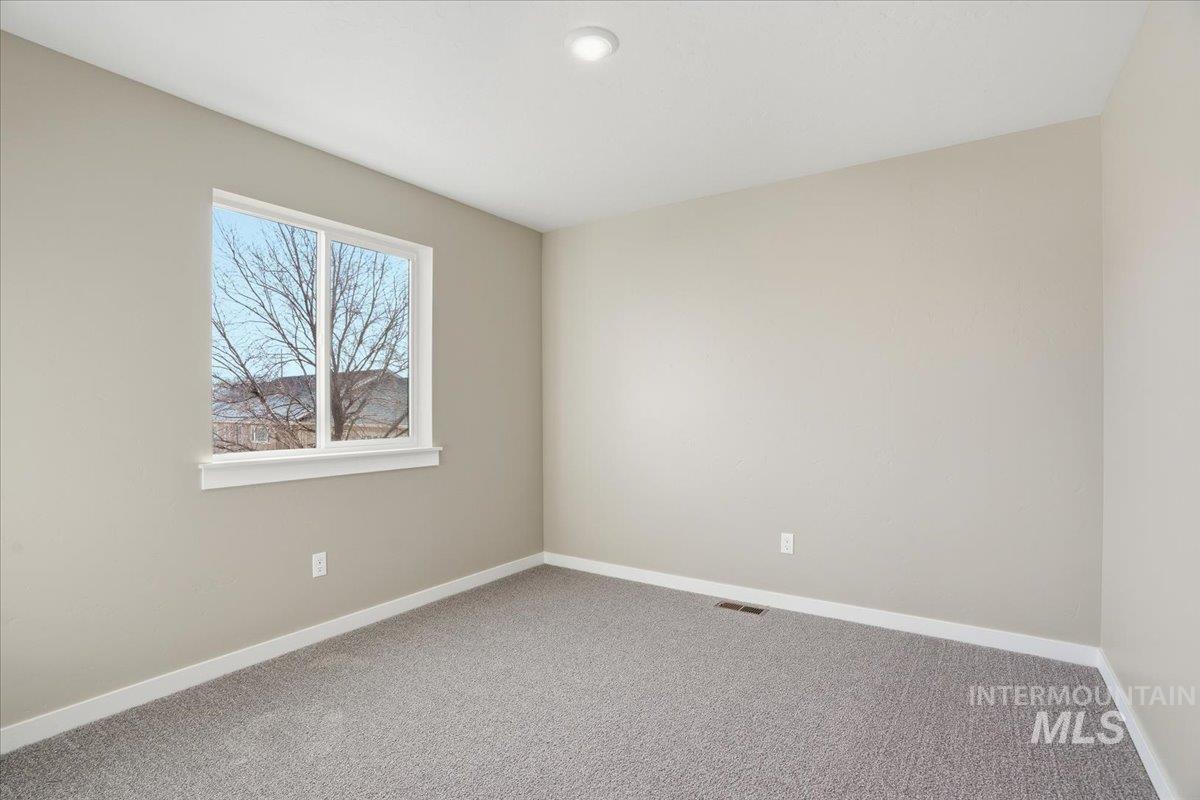 3807 S Anise Ave Property Photo 23