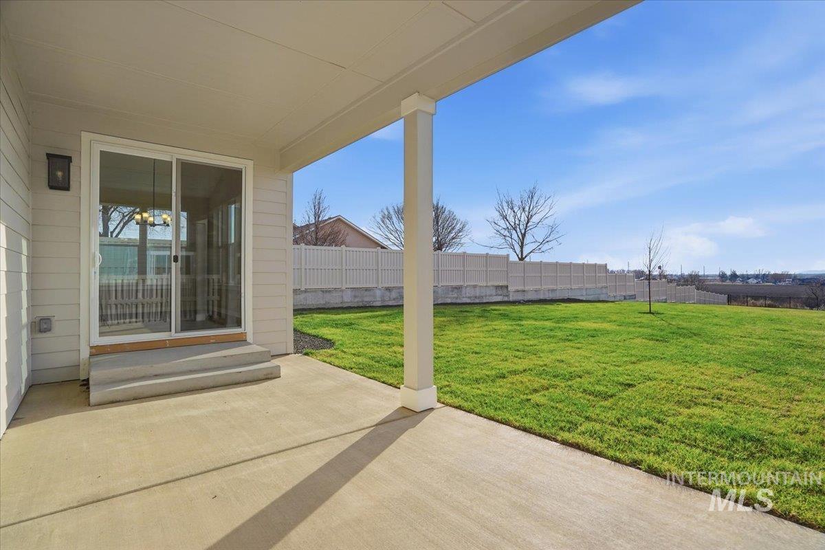 3807 S Anise Ave Property Photo 36
