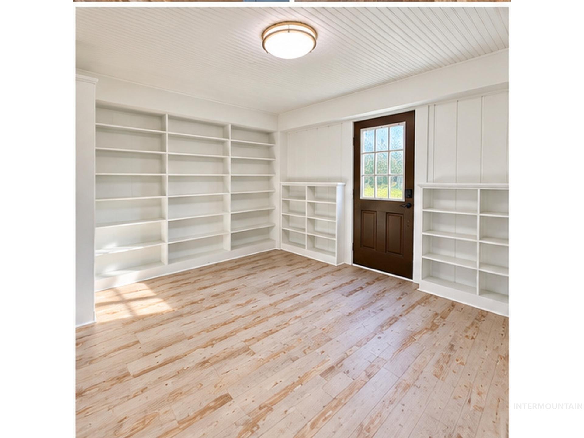 813 7th Property Photo 11