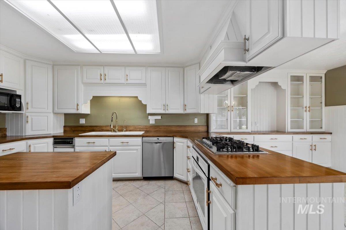 813 7th Property Photo 19
