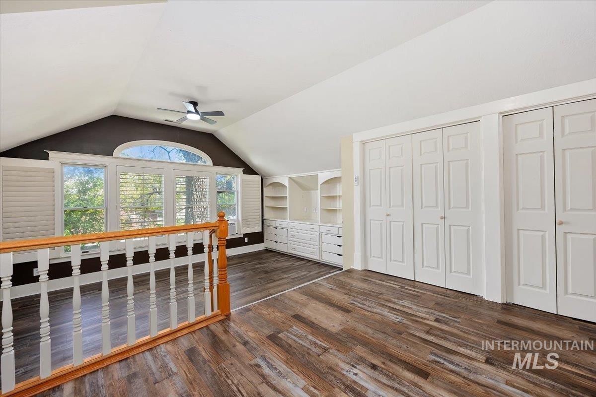 813 7th Property Photo 30