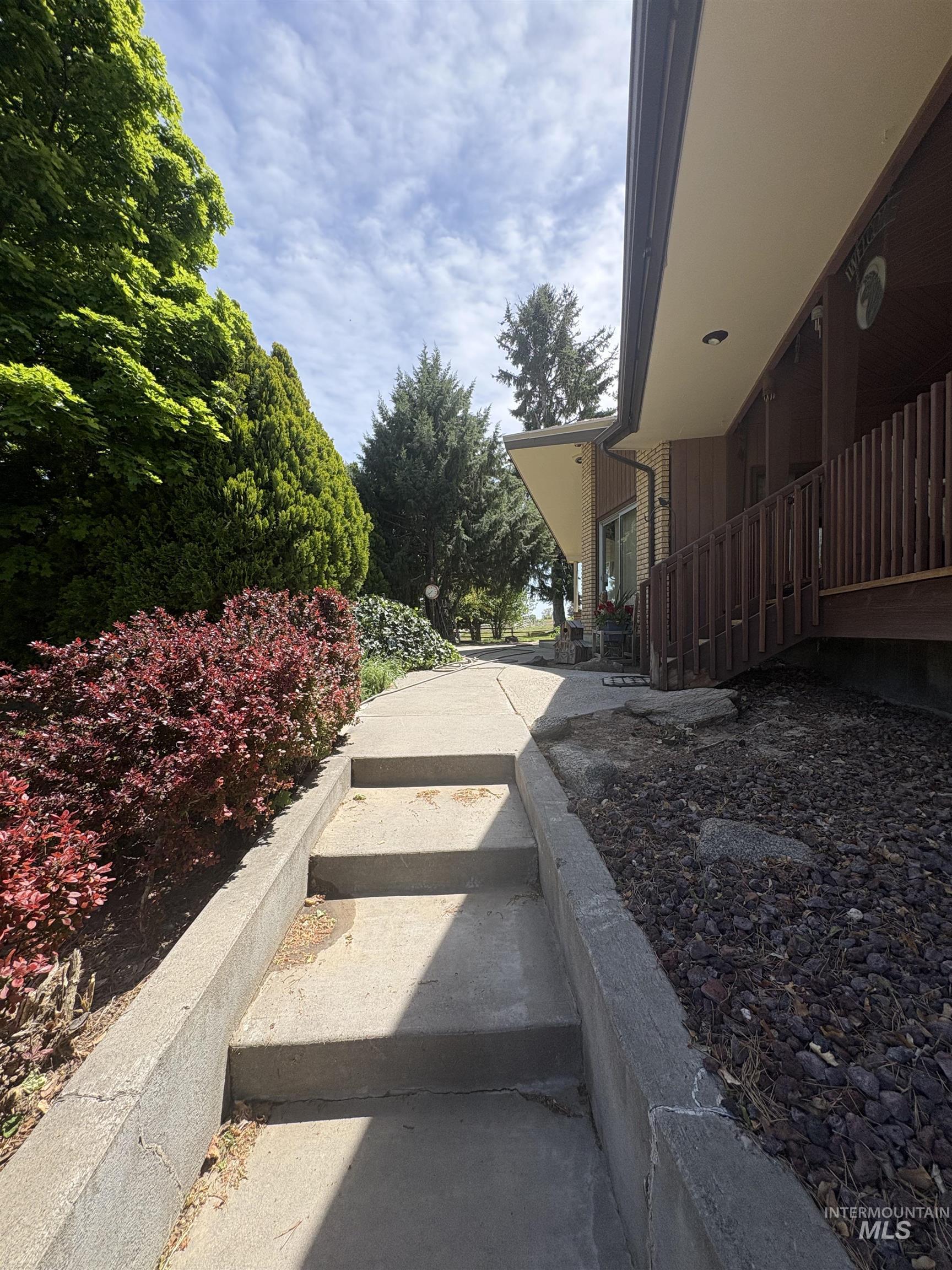 3685 N 2600 E Property Photo 36