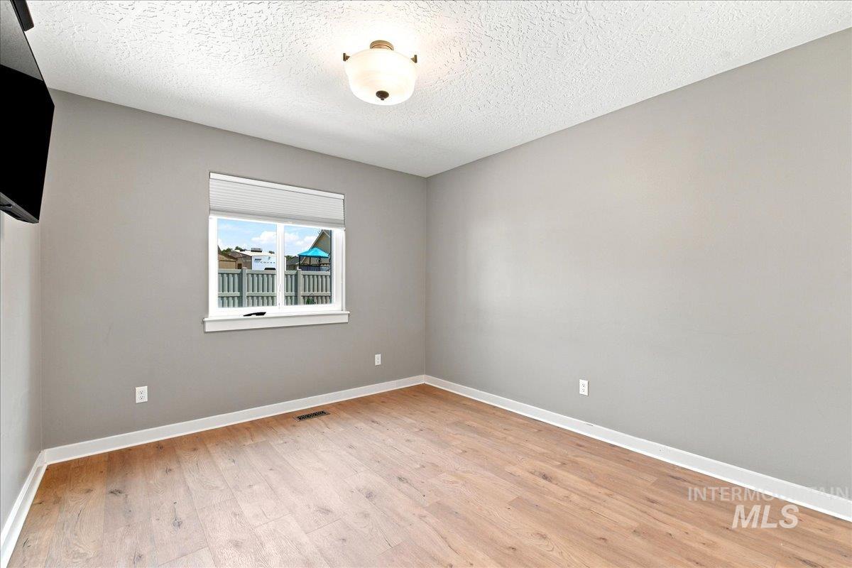 1760 N Bisque Avenue Property Photo 16