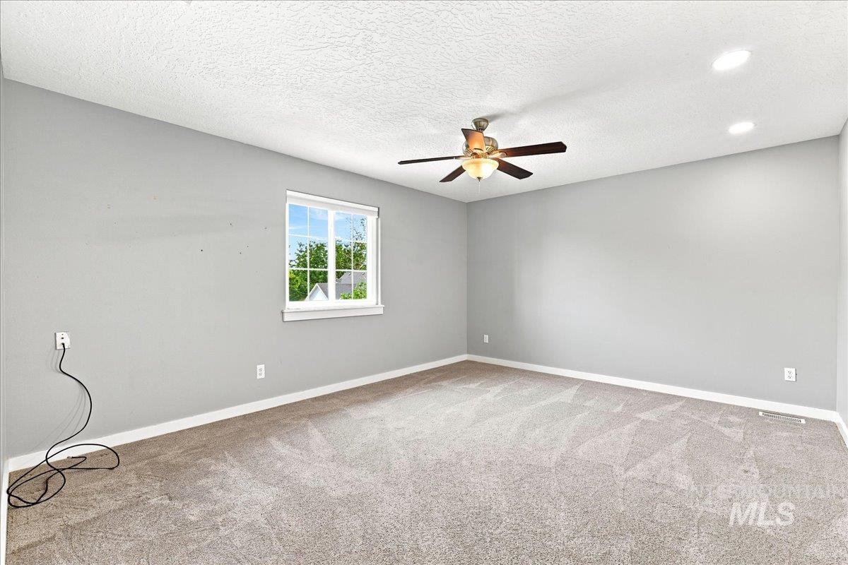 1760 N Bisque Avenue Property Photo 19