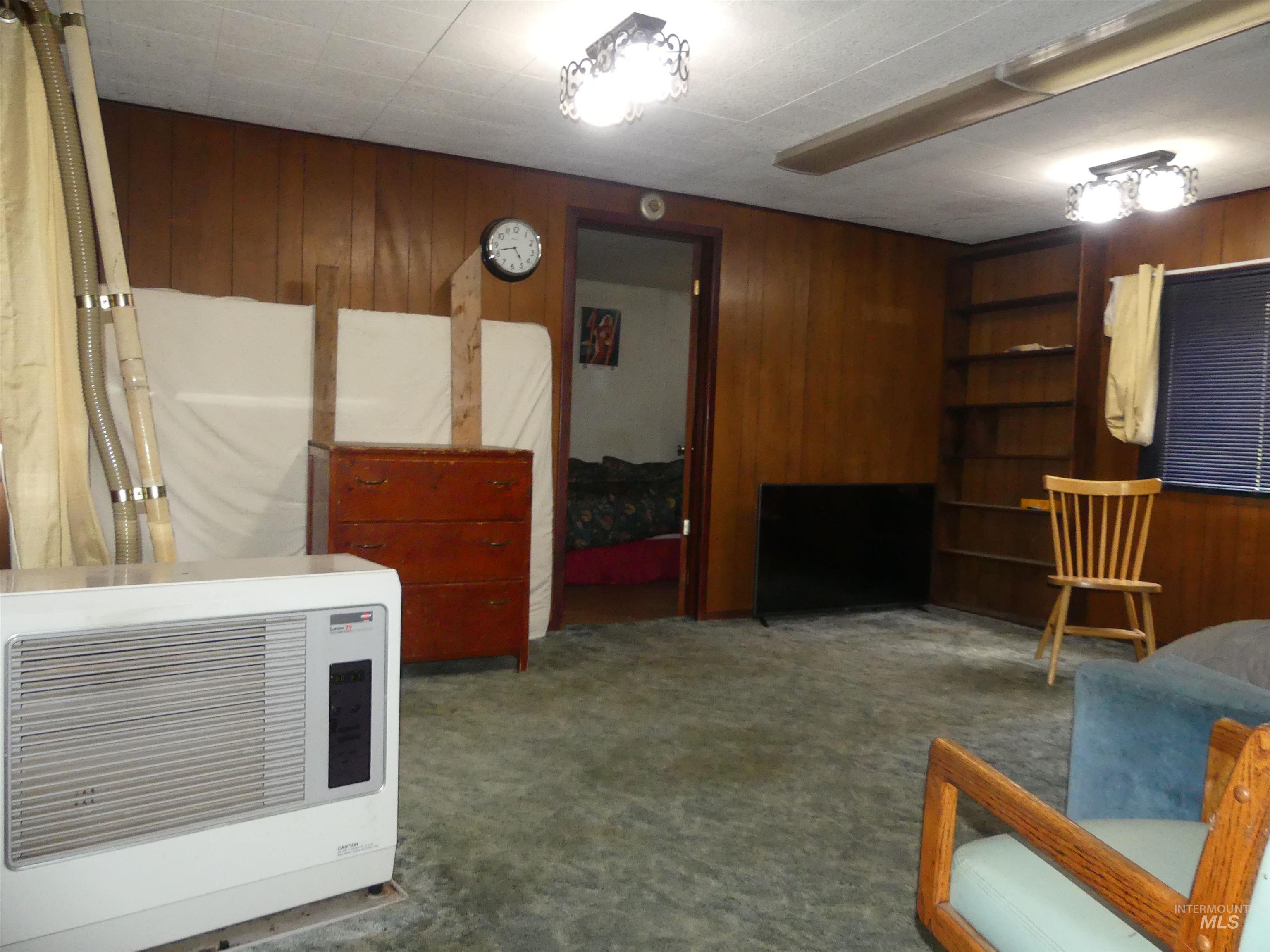 36975 Highway 11 Property Photo 25
