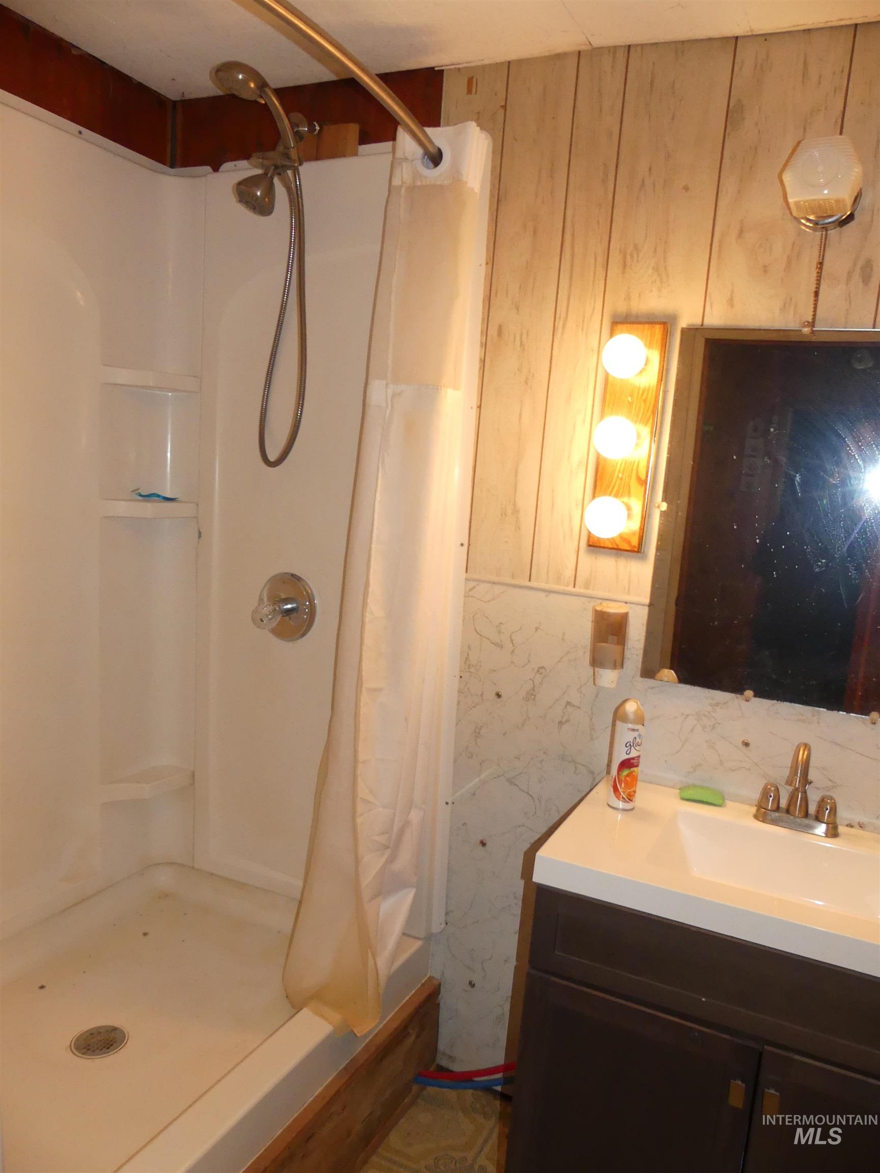 36975 Highway 11 Property Photo 34