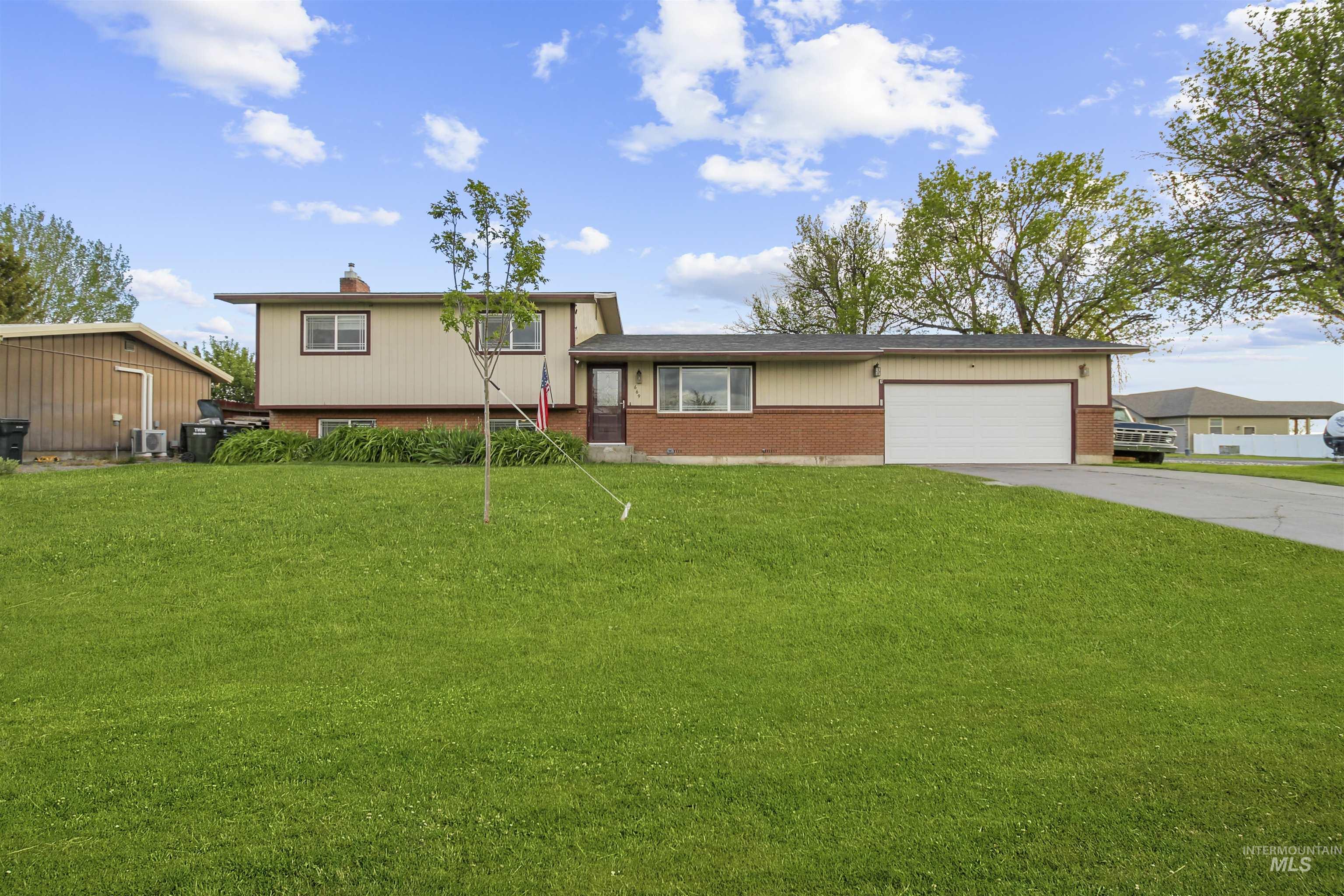669 Primrose Dr Property Photo 25