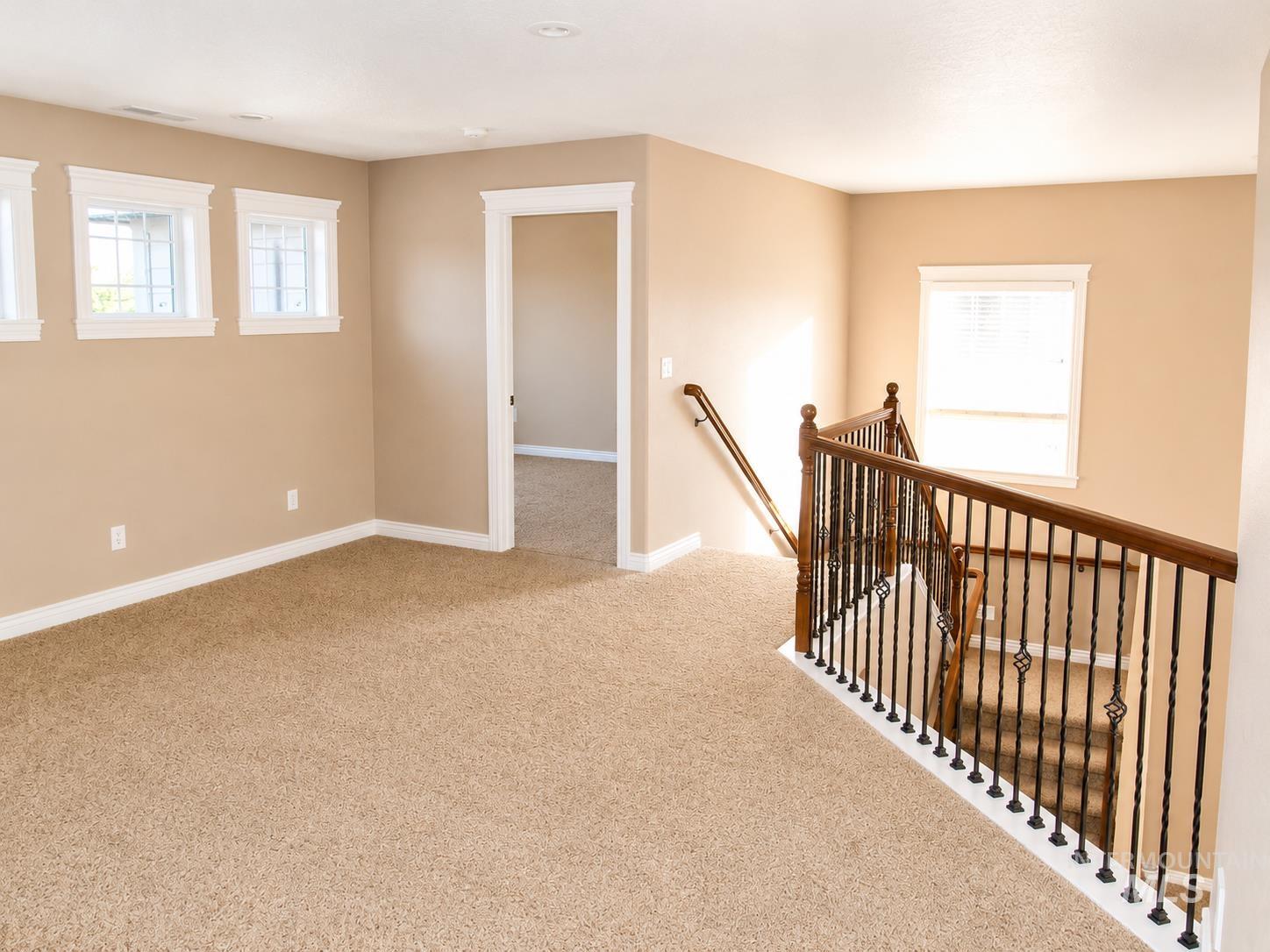 2112 S Miller Way Property Photo 14
