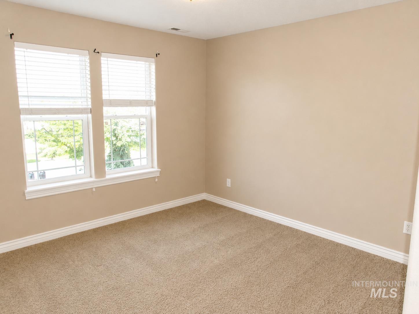 2112 S Miller Way Property Photo 15