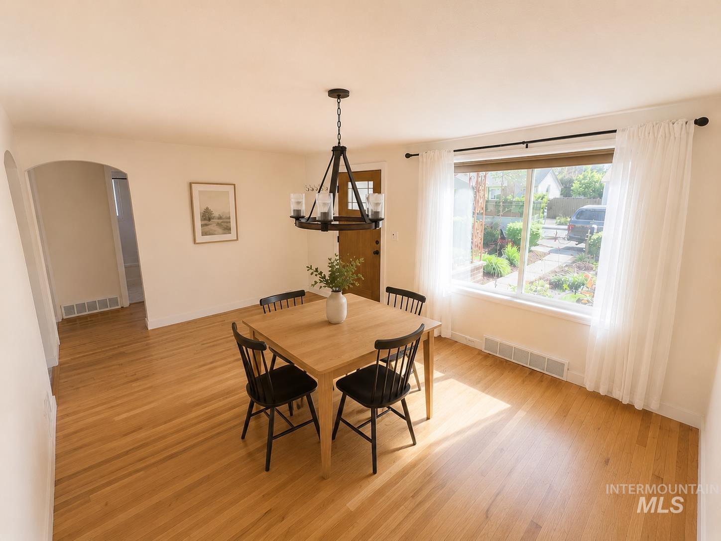 619 N Stanley St. Property Photo 10