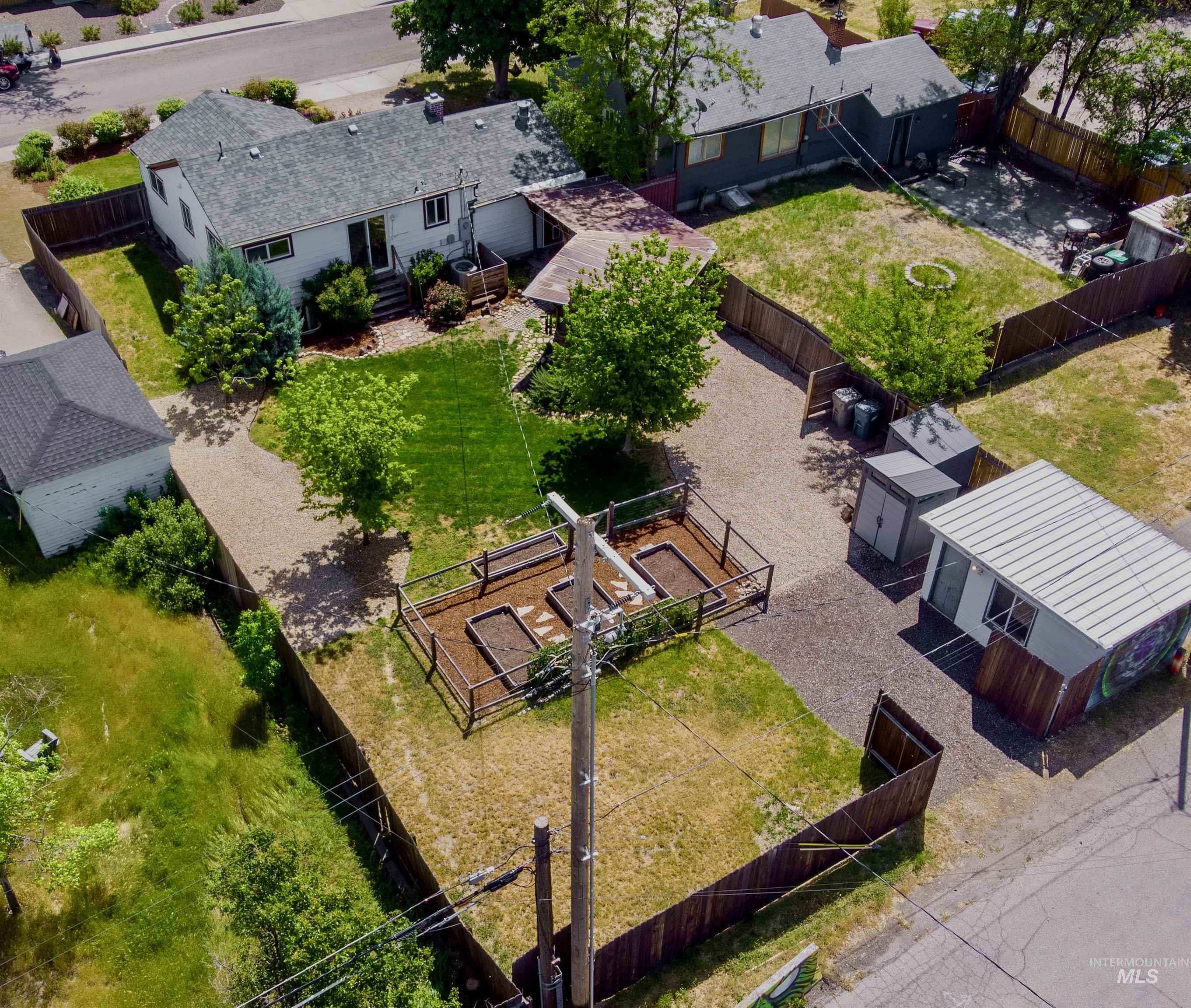 619 N Stanley St. Property Photo 13