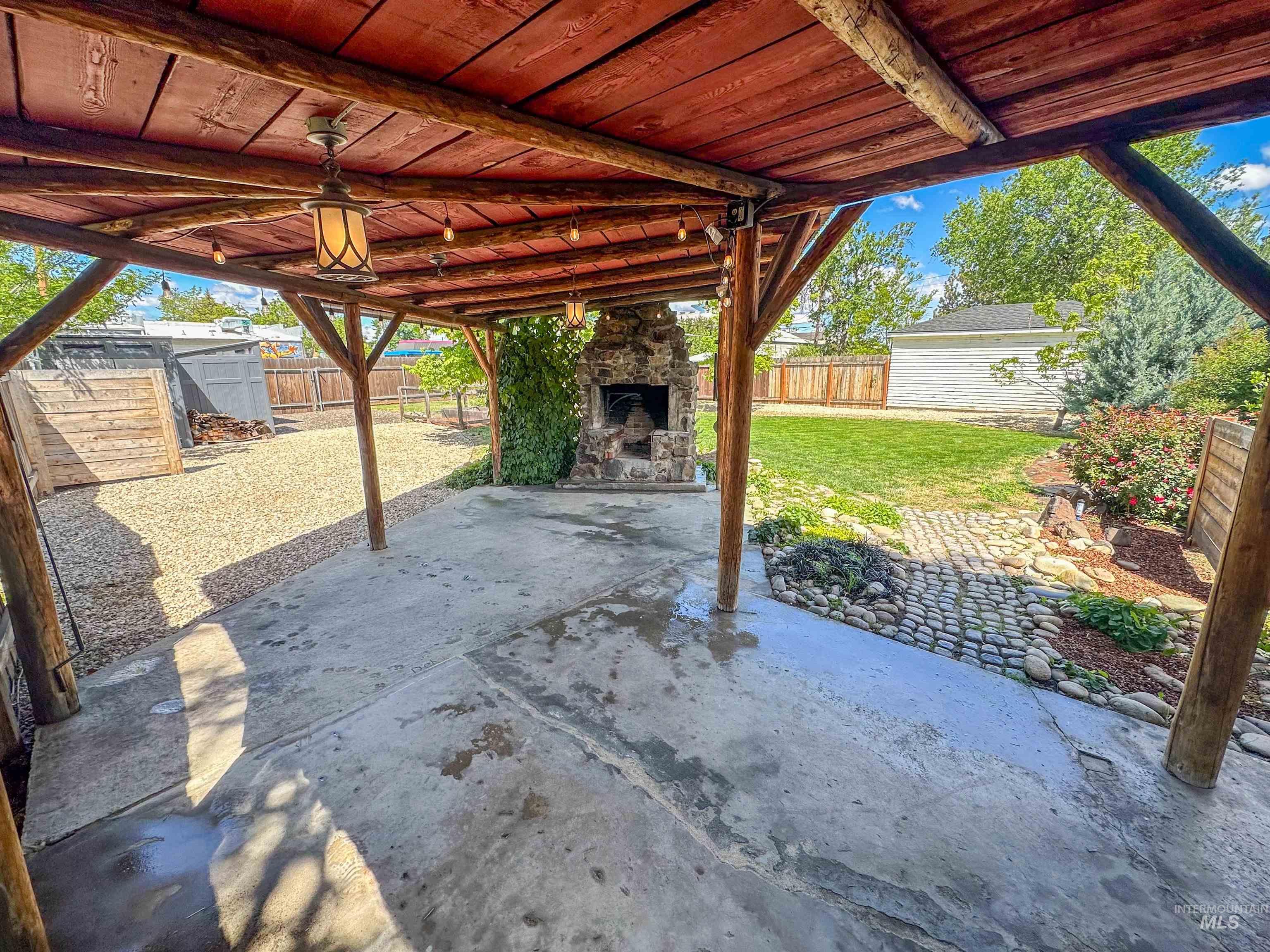 619 N Stanley St. Property Photo 27